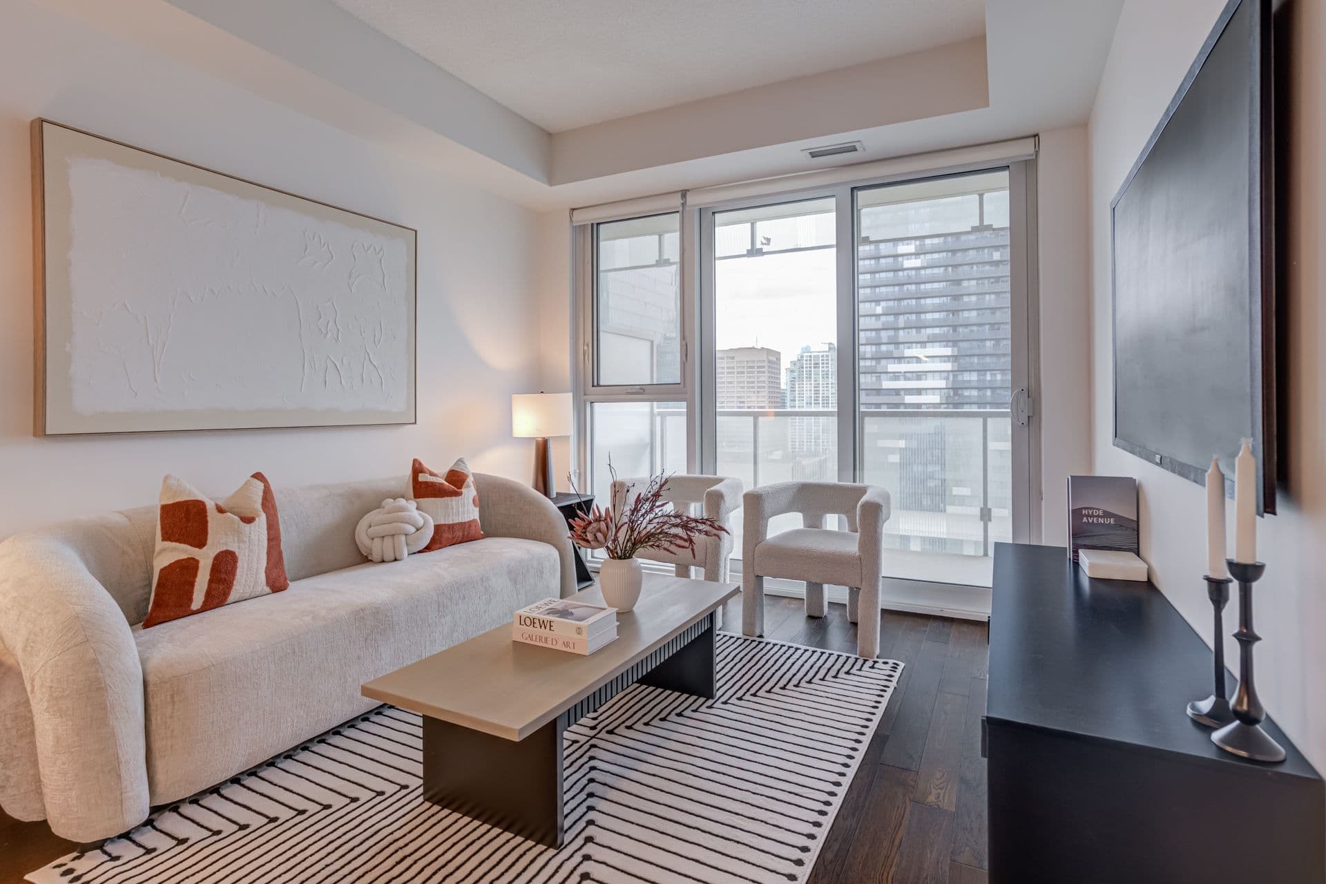 15 Lower Jarvis Street 1607, Toronto C08, ON M5E 0C4