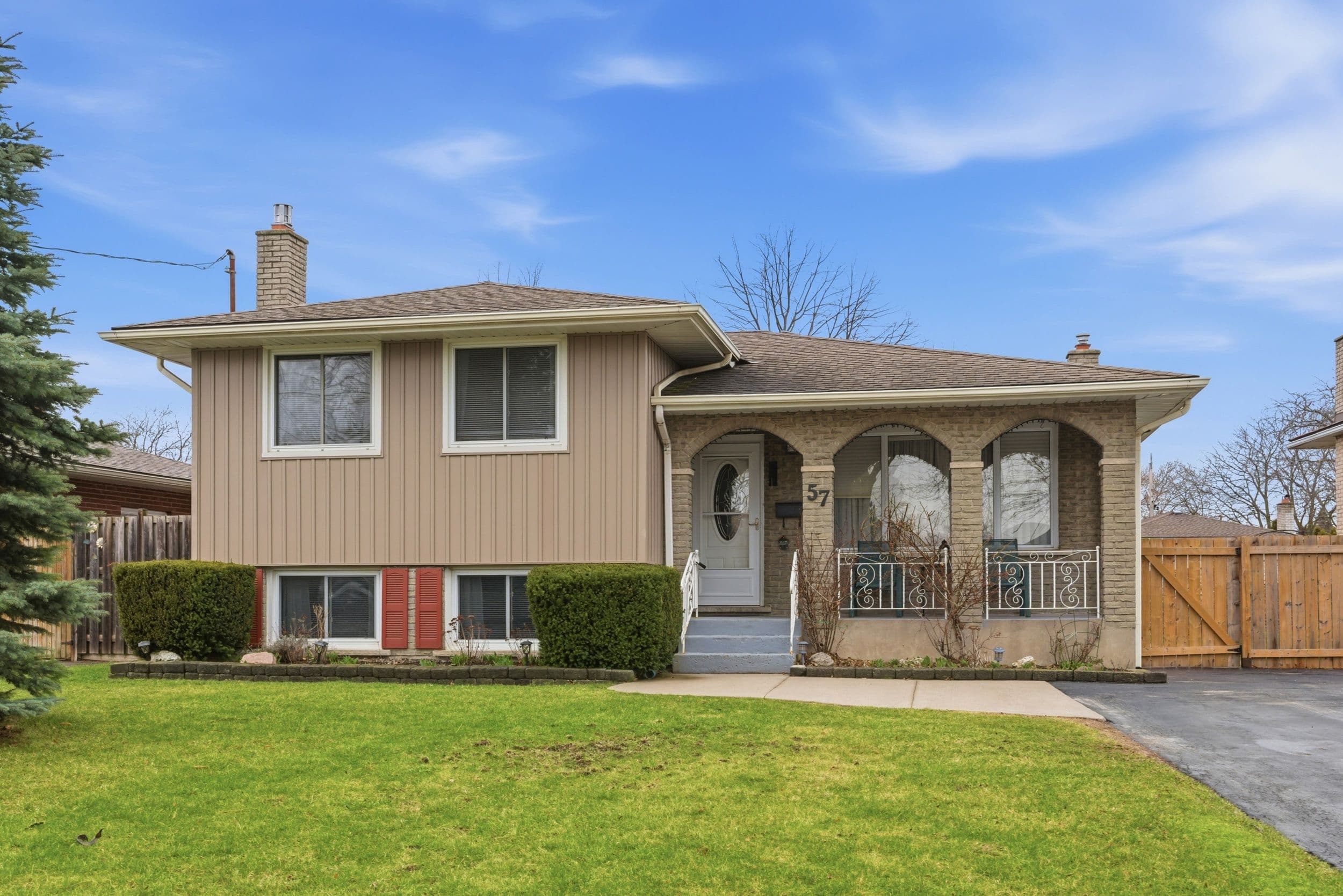 57 Meredith Drive, St. Catharines, ON L2M 6R5
