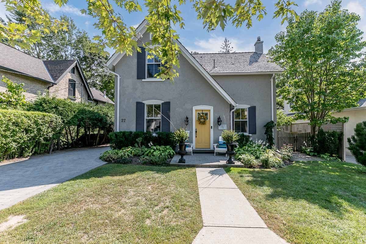 27 Catherine Avenue, Aurora, ON L4G 1K4