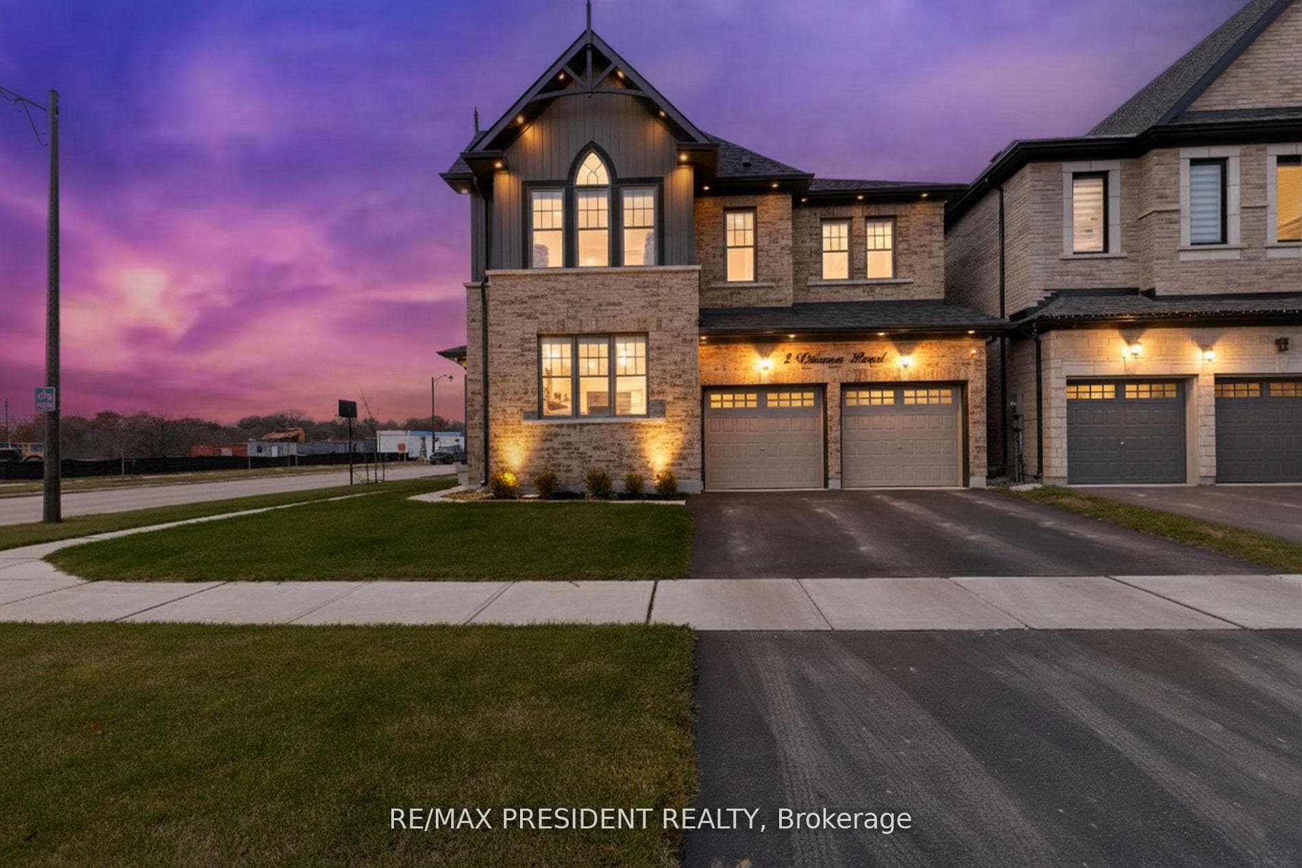 2 Vincena Road, Caledon, ON L7C 4M5