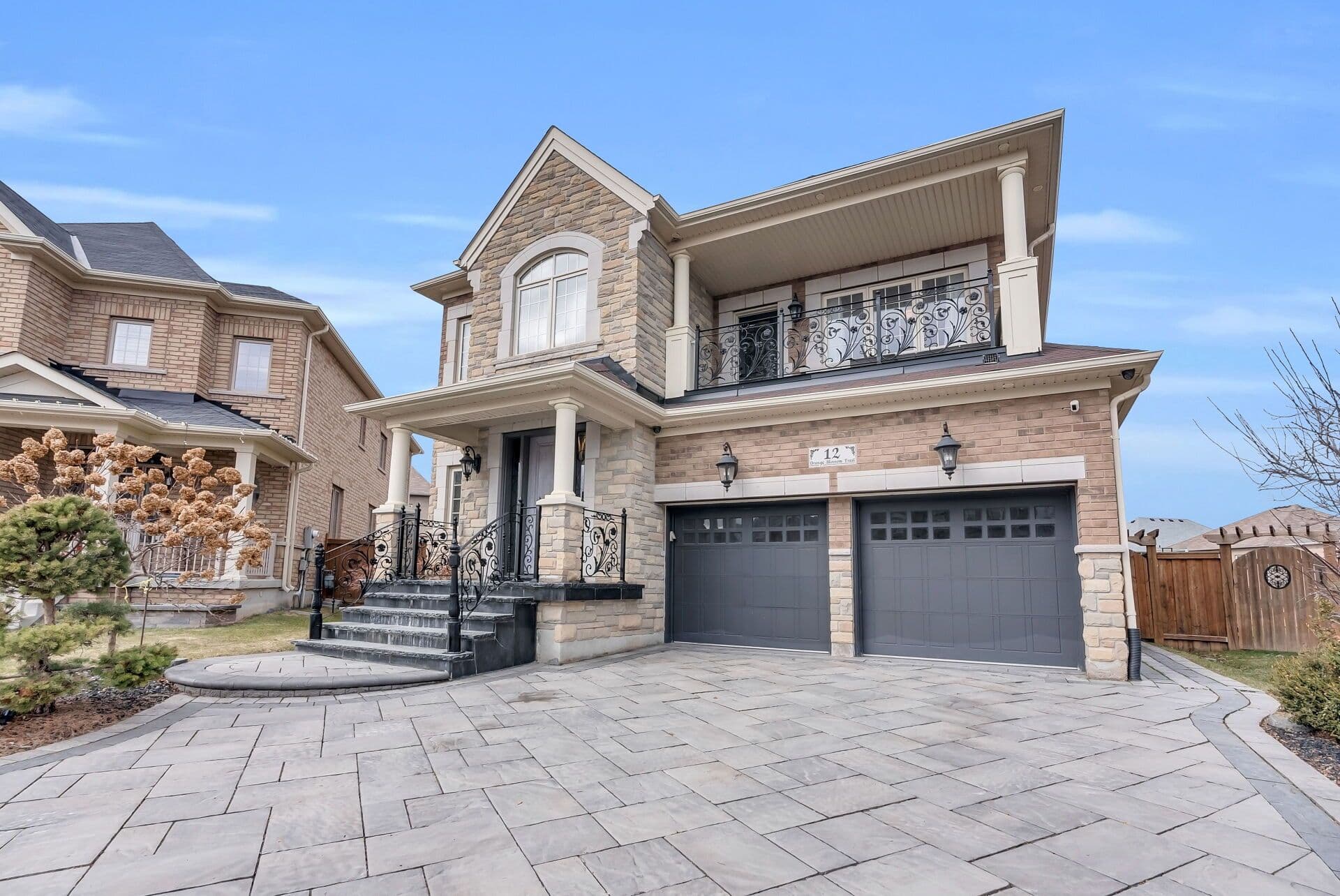 12 Orangeblossom Trail, Brampton, ON L6X 3B4