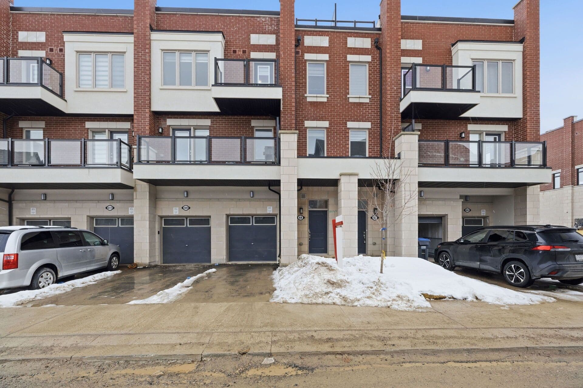 44 Springdale Avenue, Caledon, ON L7C 4L4