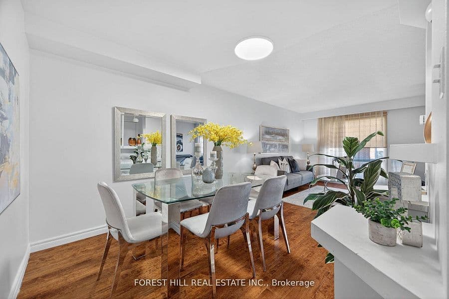 38 Carnival Court, Toronto C07, ON M2R 3T8