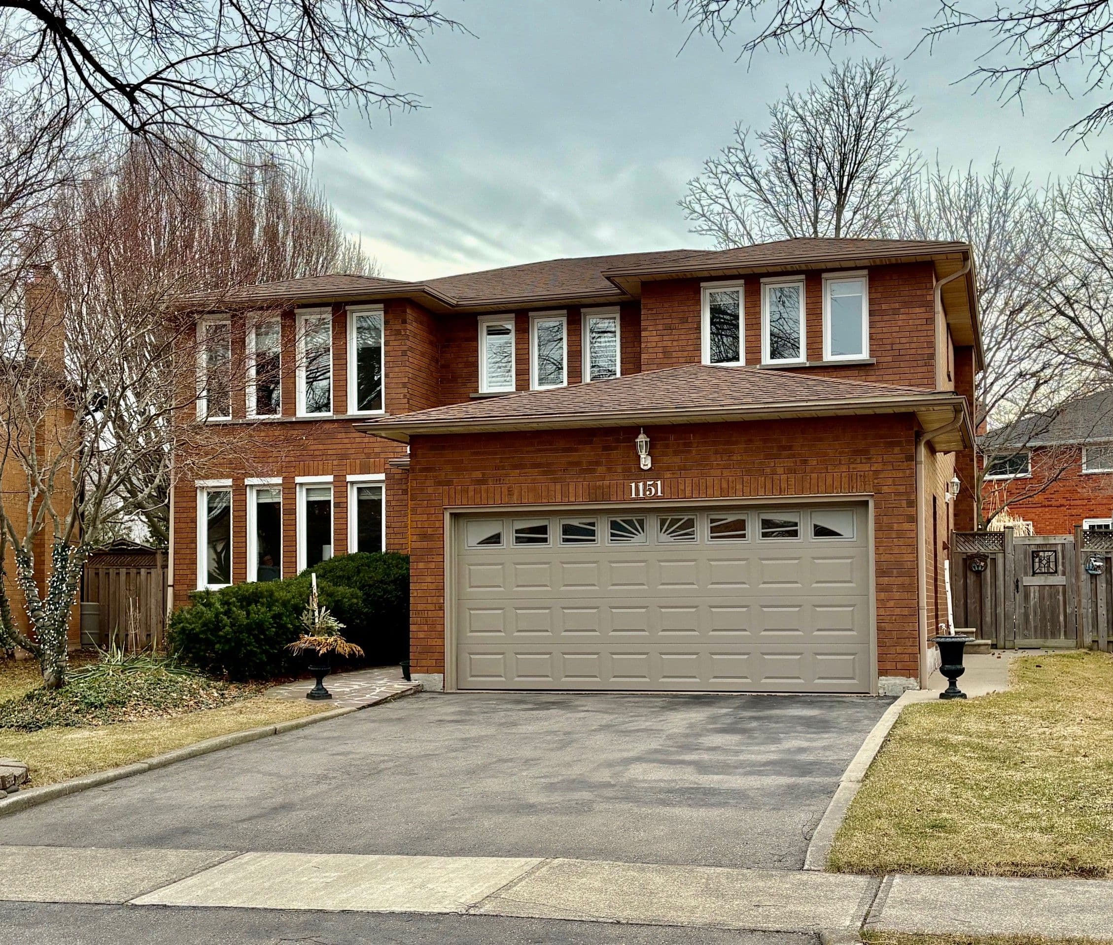 1151 Manor Road, Oakville, ON L6M 1G3