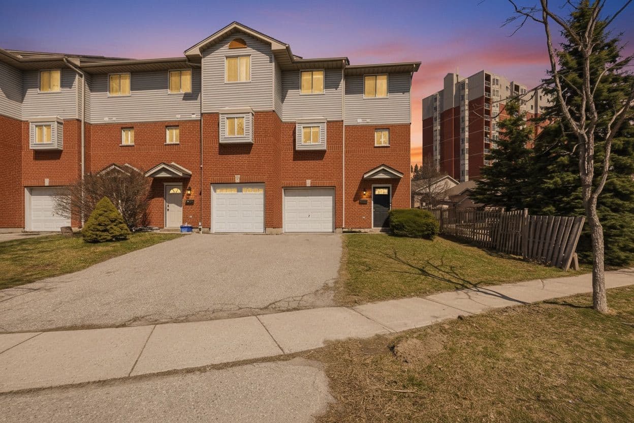 18 Chapman Court, London North, ON N6G 5A7