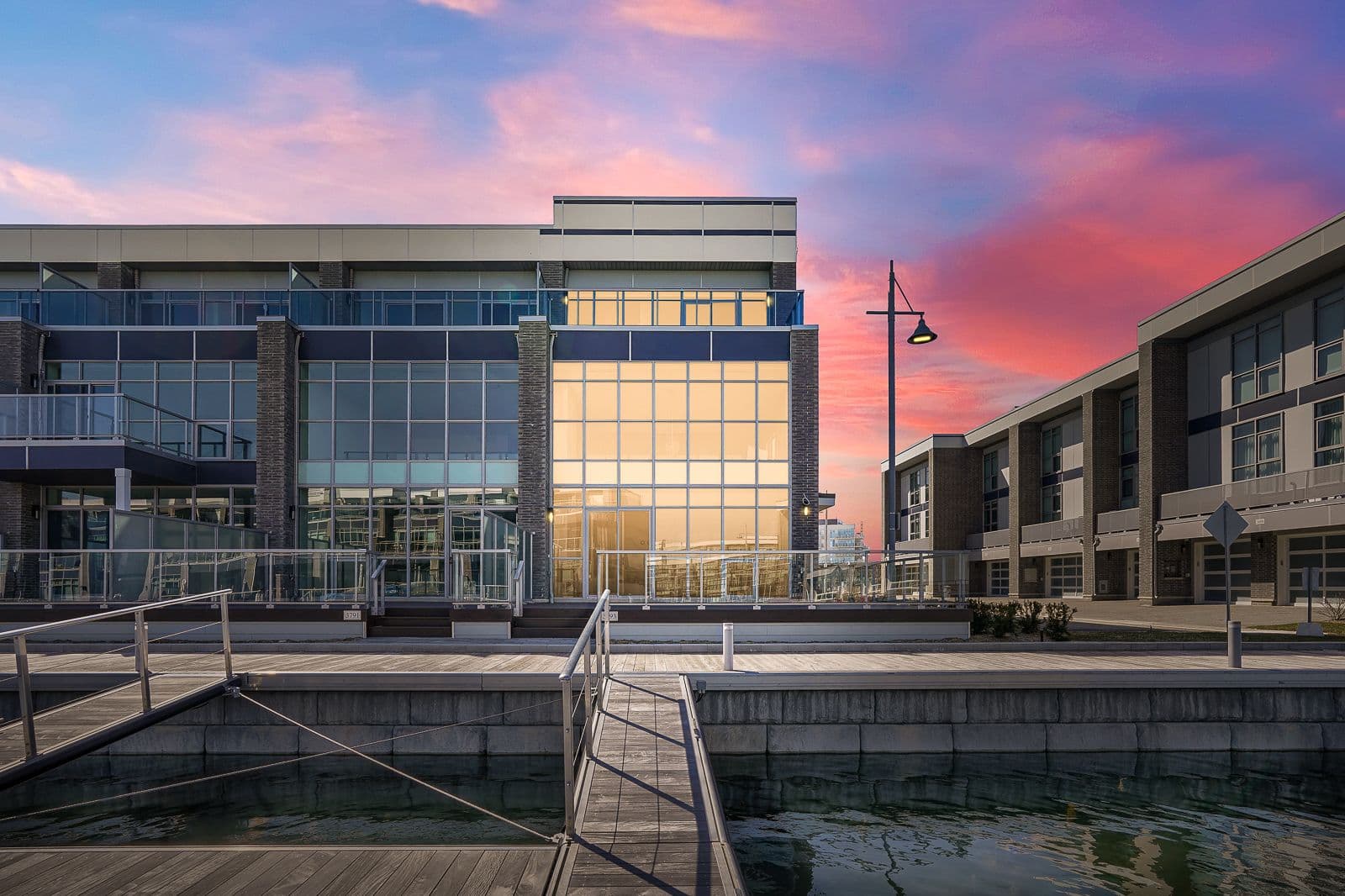 3793 Ferretti Court, Innisfil, ON L9S 0N6