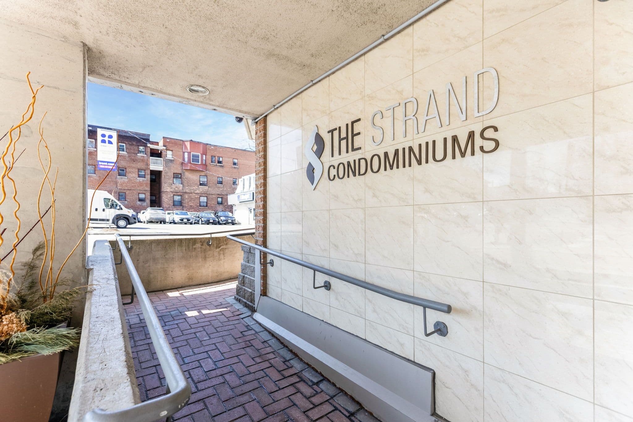 429 Somerset Street W 707, Ottawa Centre, ON K2P 2P5