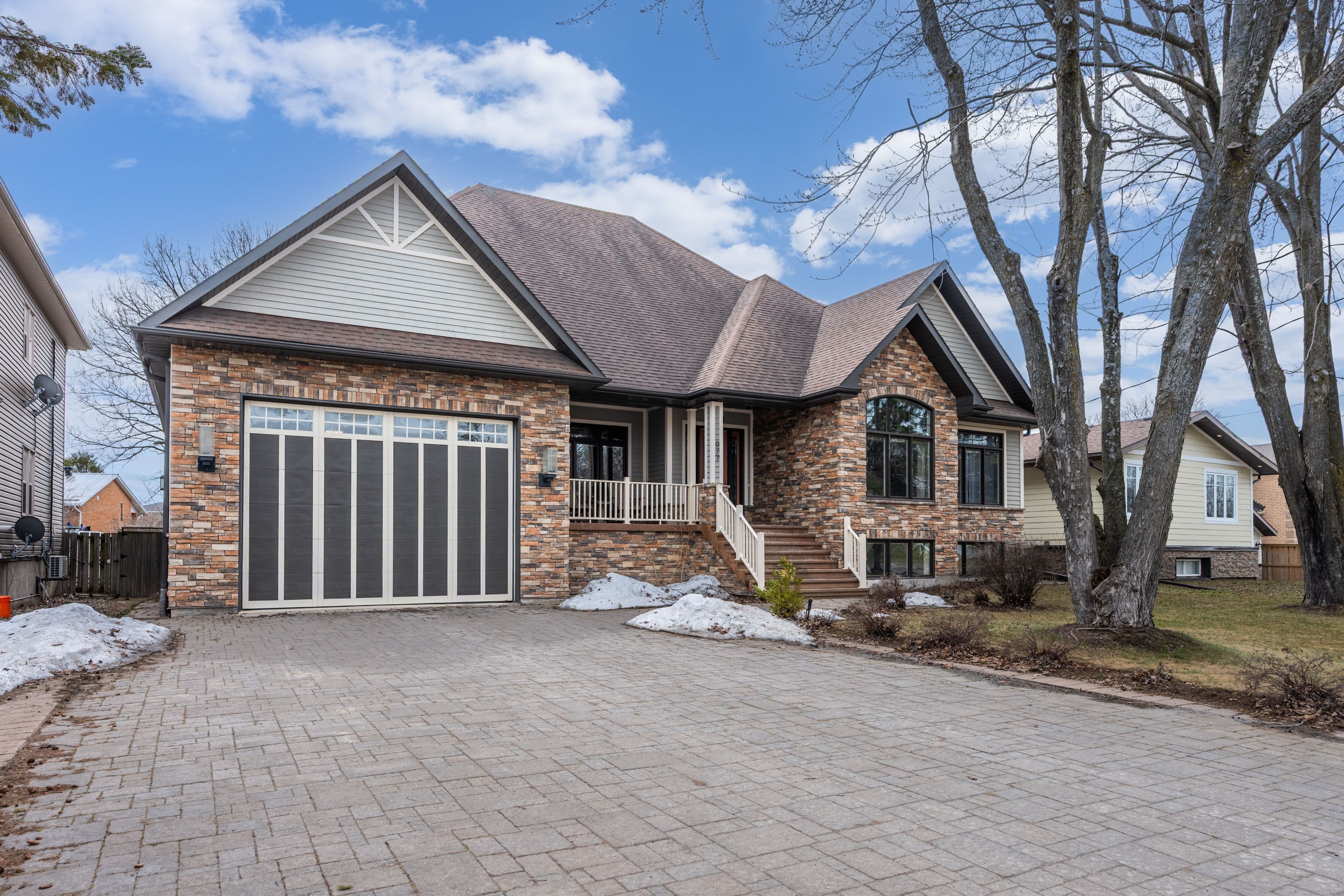 977 Woodbine Road, Kingston, ON K7P 2X5
