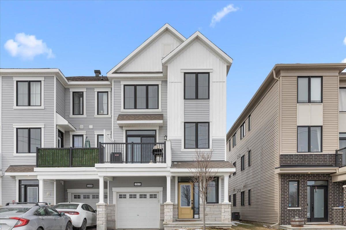 217 Hibernian Walk, Kanata, ON K2V 0R6