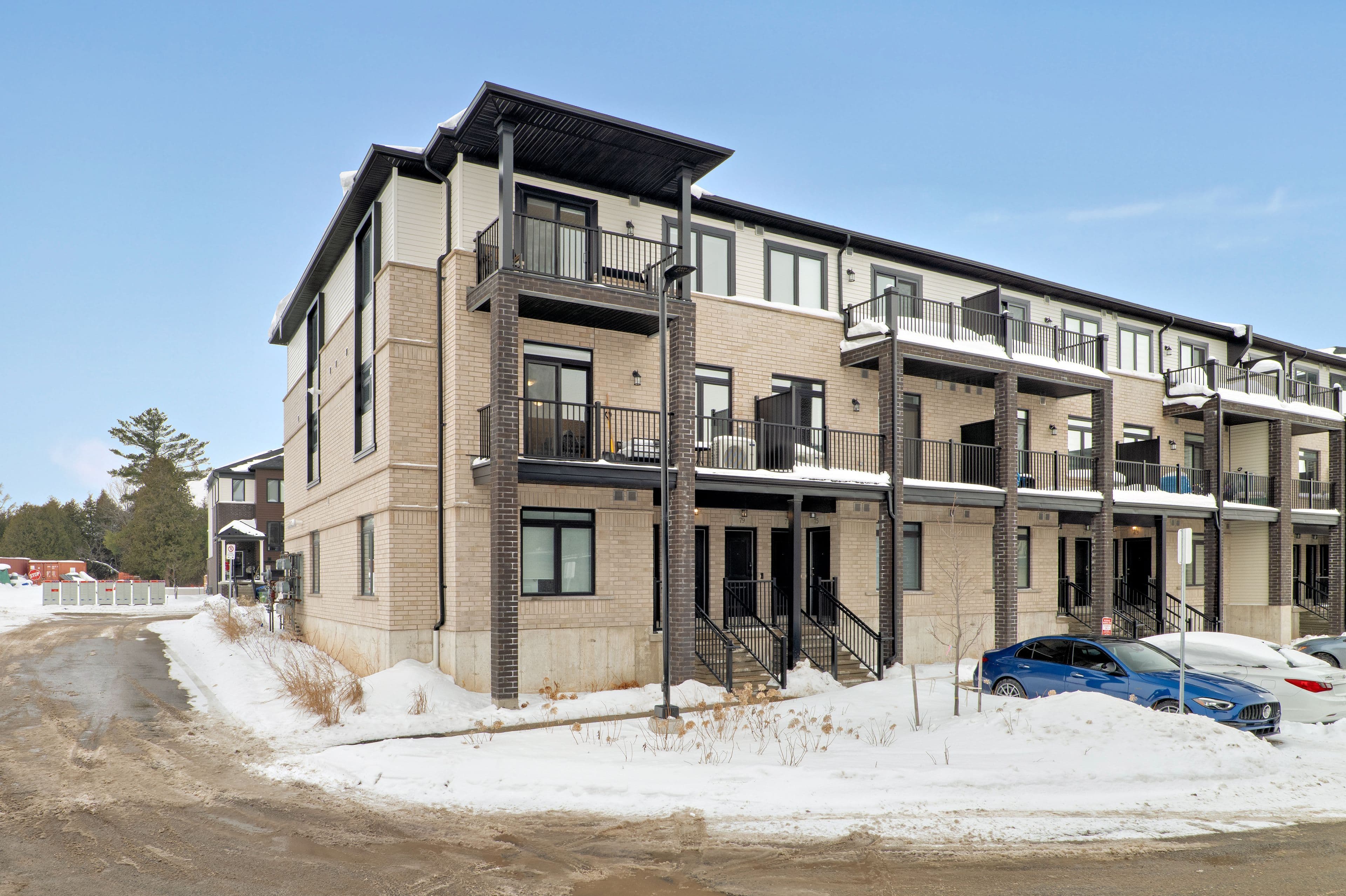 83 Thatcher Drive, Guelph, ON N1L 1B3