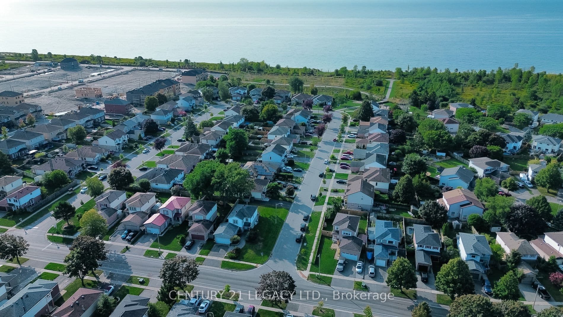 1544 Connery Crescent, Oshawa, ON L1J 8G1