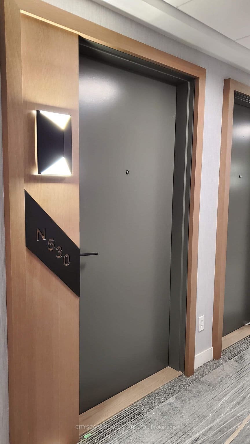 35 Rolling Mills Road N530, Toronto C08, ON M5A 0V7