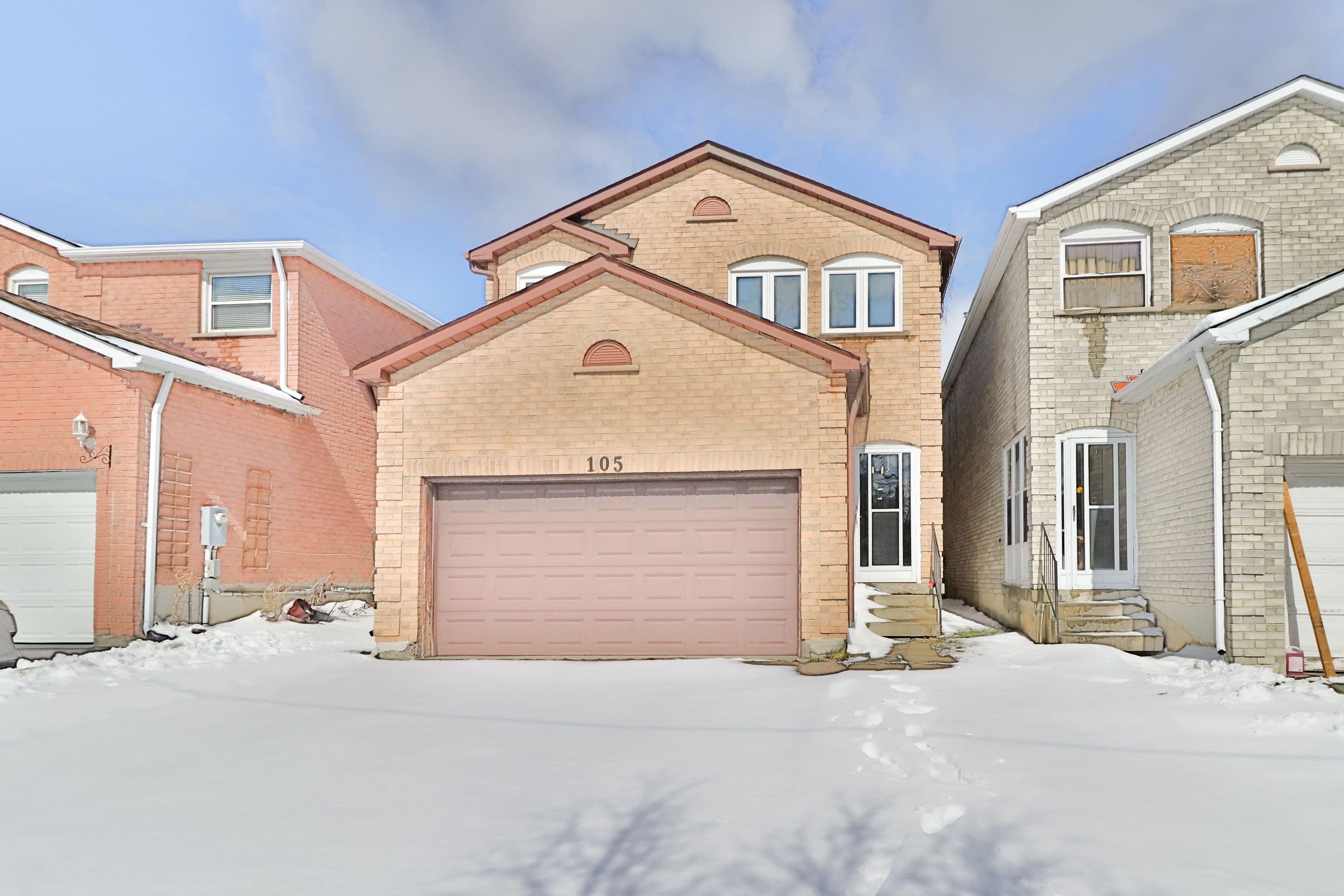 105 Chloe Crescent, Markham, ON L3S 2H9