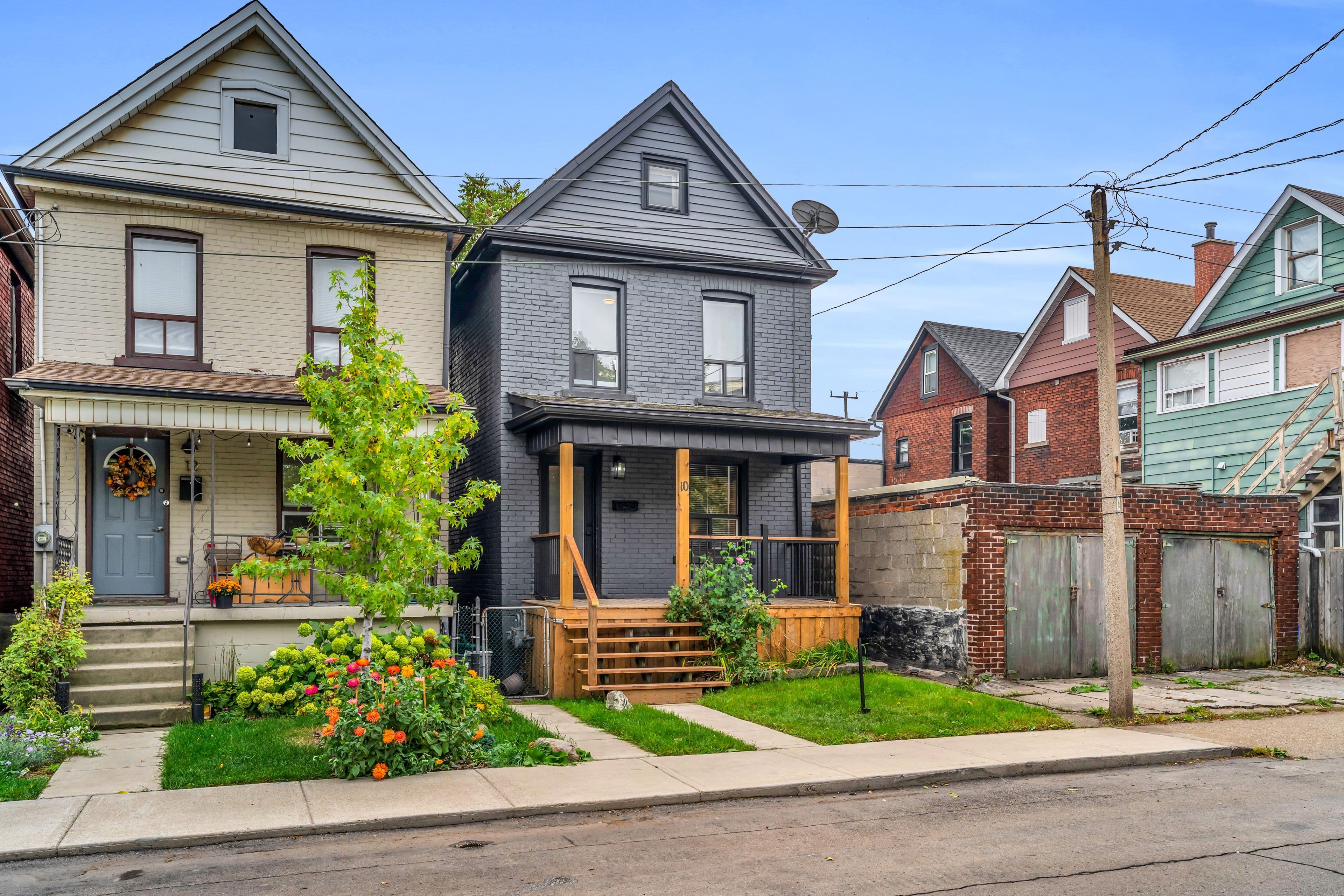 10 Gordon Street, Hamilton, ON L8L 3H2