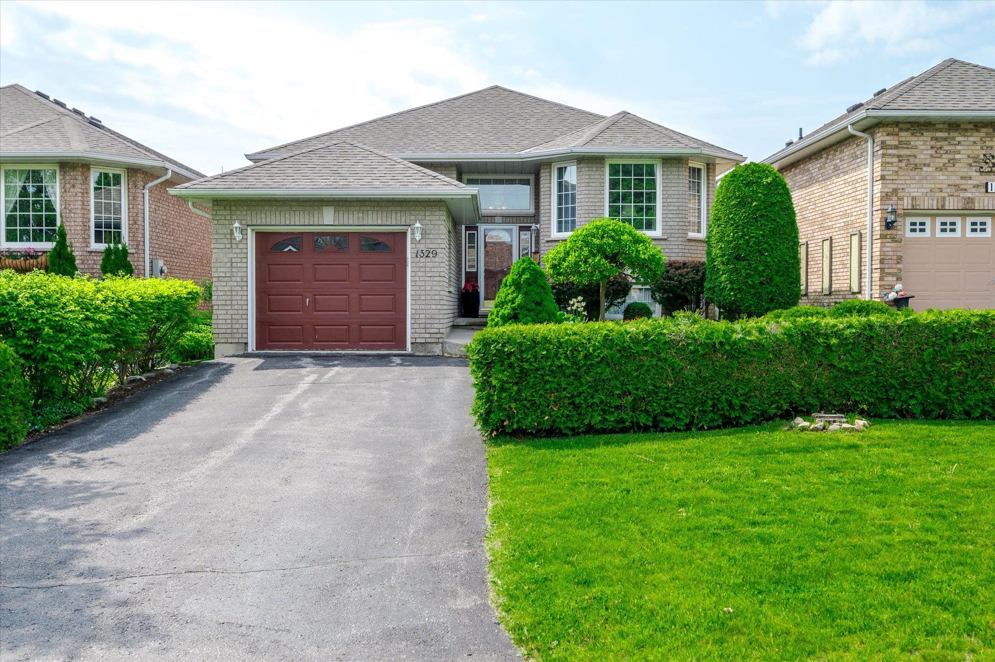 1329 White Crescent, Peterborough, ON K9K 2L6