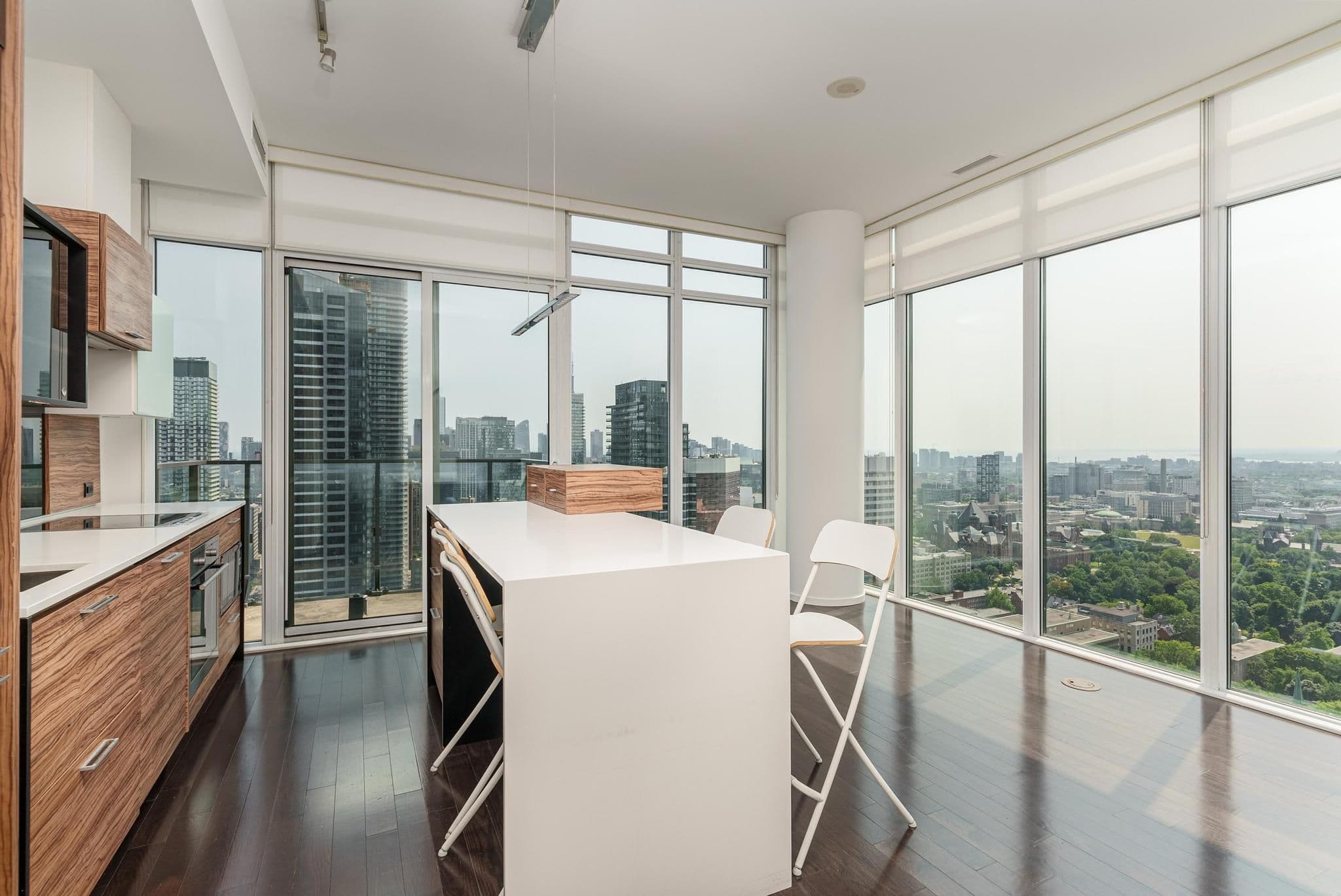 75 St Nicholas Street 3503, Toronto C01, ON M4Y 0A5