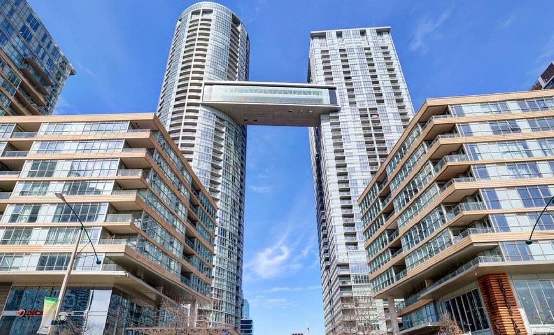 21 Iceboat Terrace 3610, Toronto C01, ON M5V 4A9