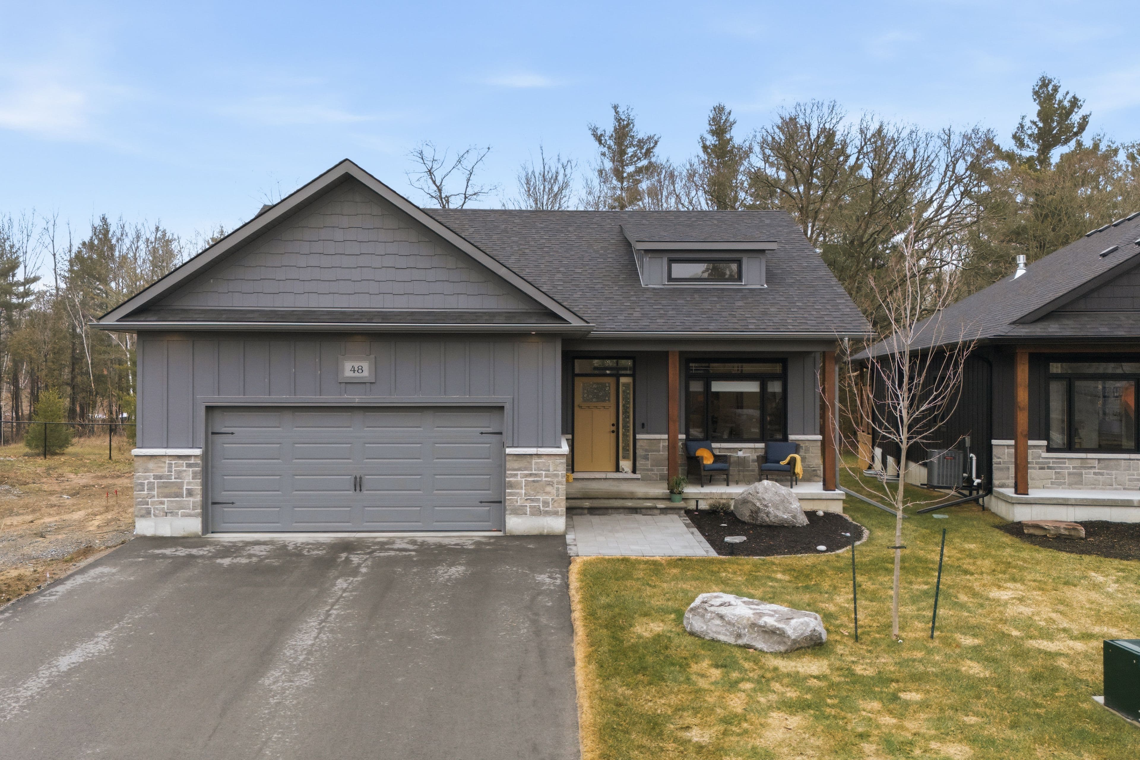 48 Deerview Drive, Quinte West, ON K8V 0L8