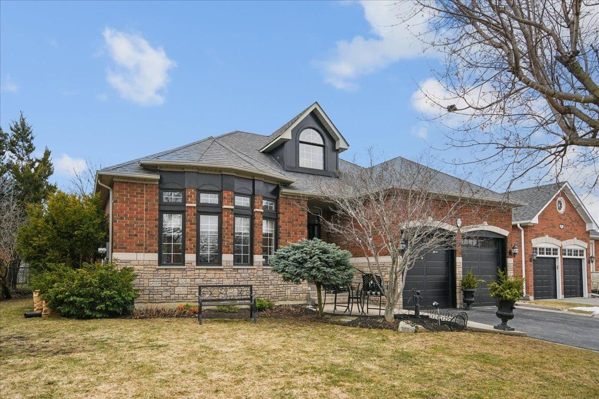 57 Kirkwood Crescent, Caledon, ON L7C 1B8