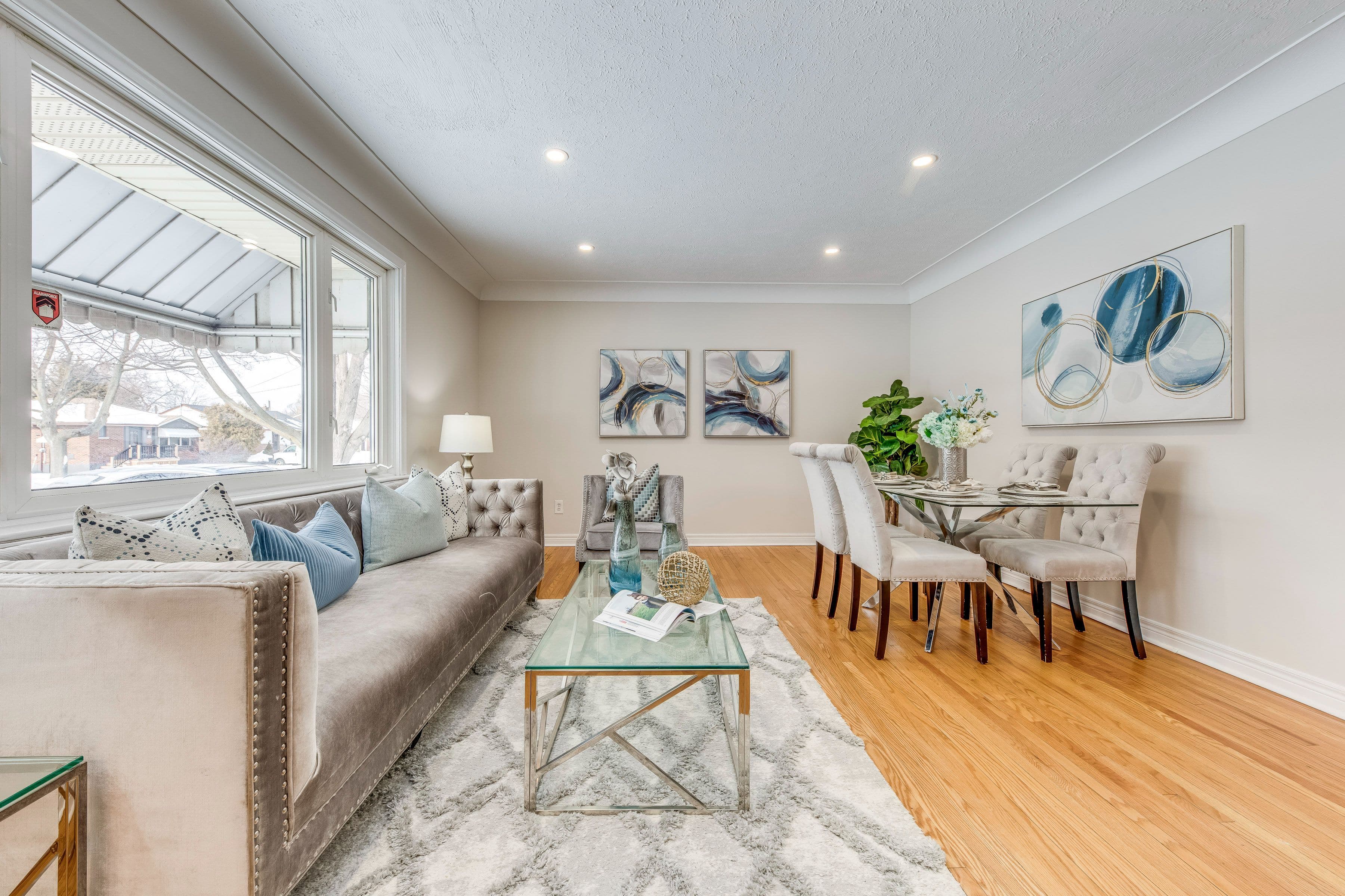 186 Fernwood Crescent, Hamilton, ON L8T 3L4