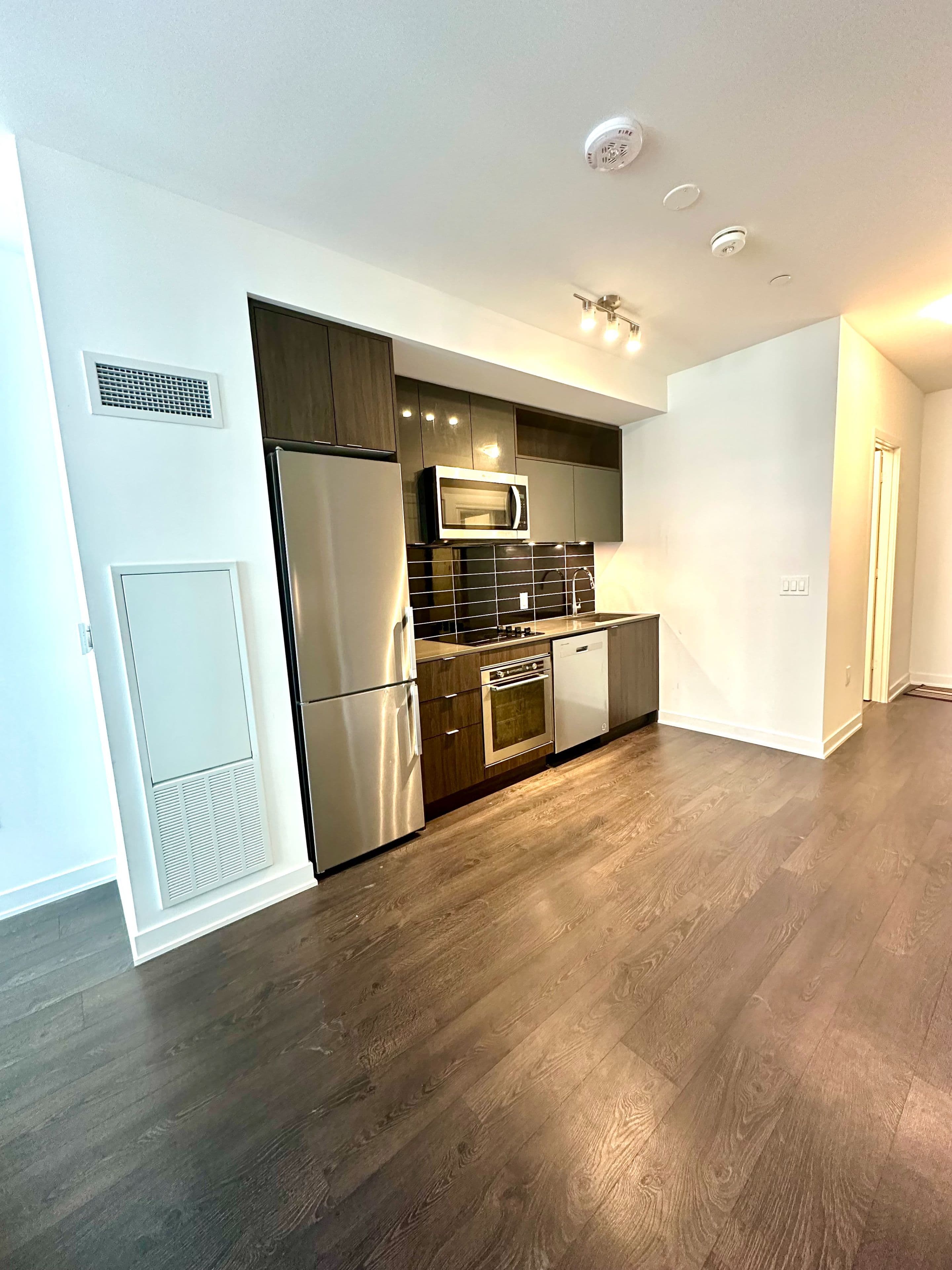 121 Lower Sherbourne Street 225, Toronto C08, ON M5A 0W8