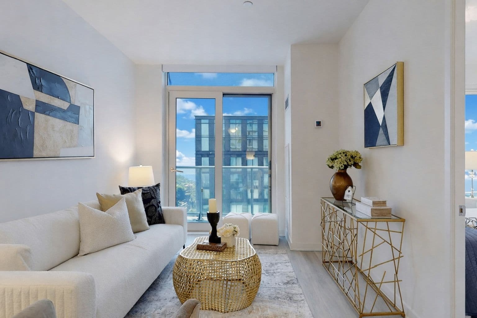 100 Dalhousie Street 3908, Toronto C08, ON M5B 0C7