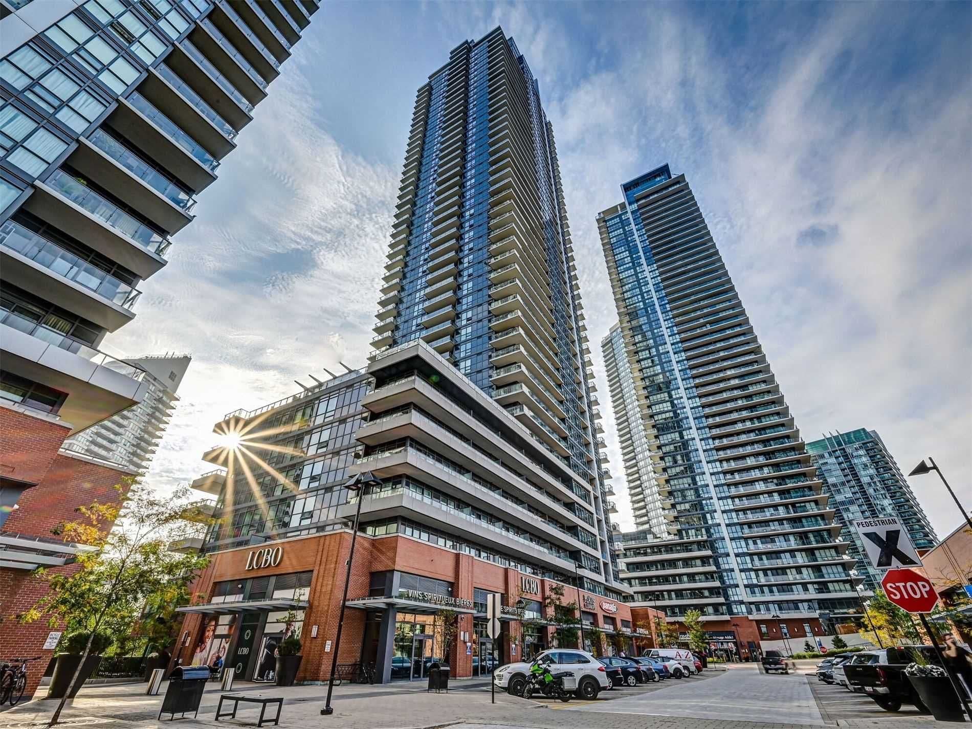 2220 Lake Shore Boulevard W 3806, Toronto W06, ON M8V 0C1