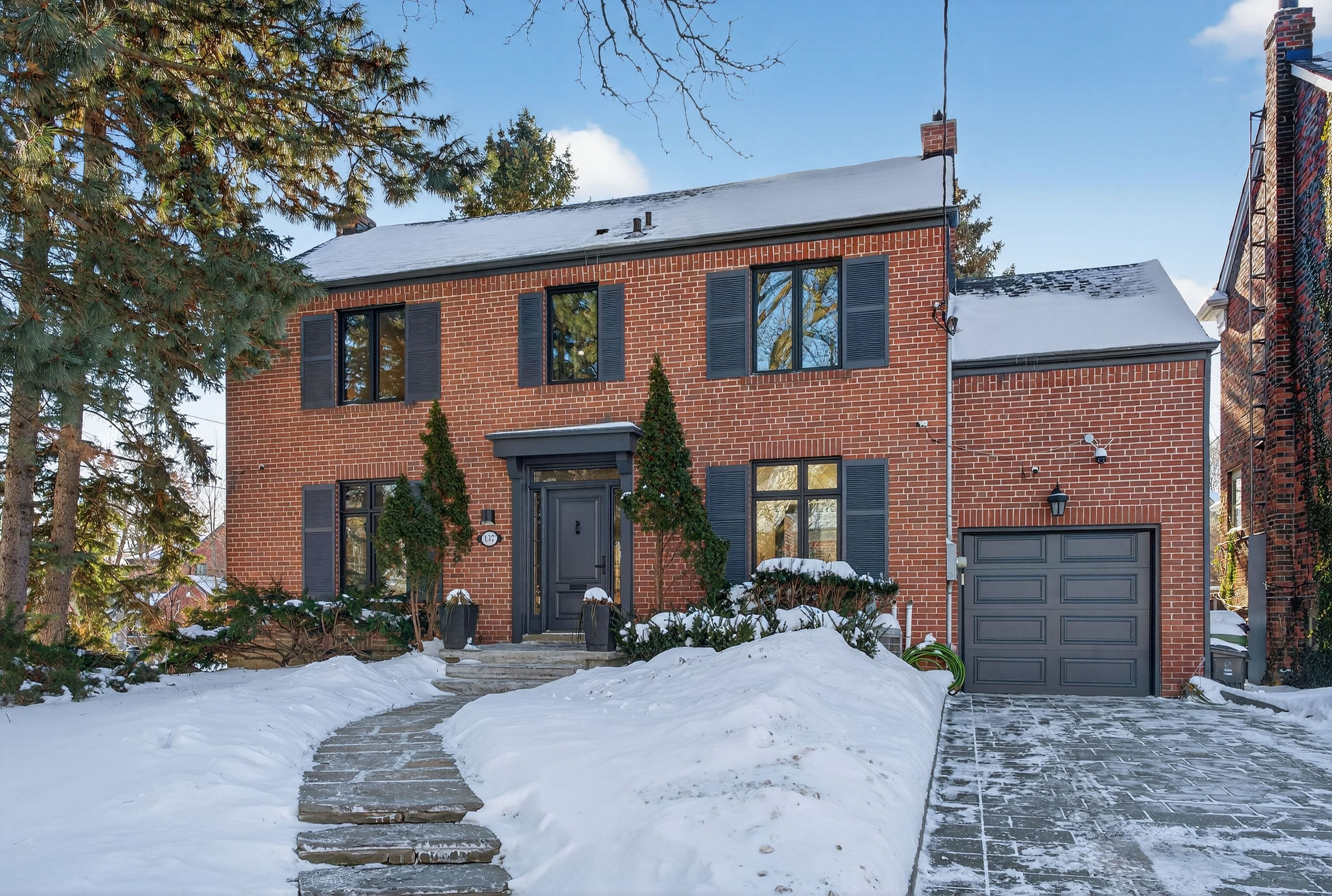 137 Cheltenham Avenue, Toronto C12, ON M4N 1R1