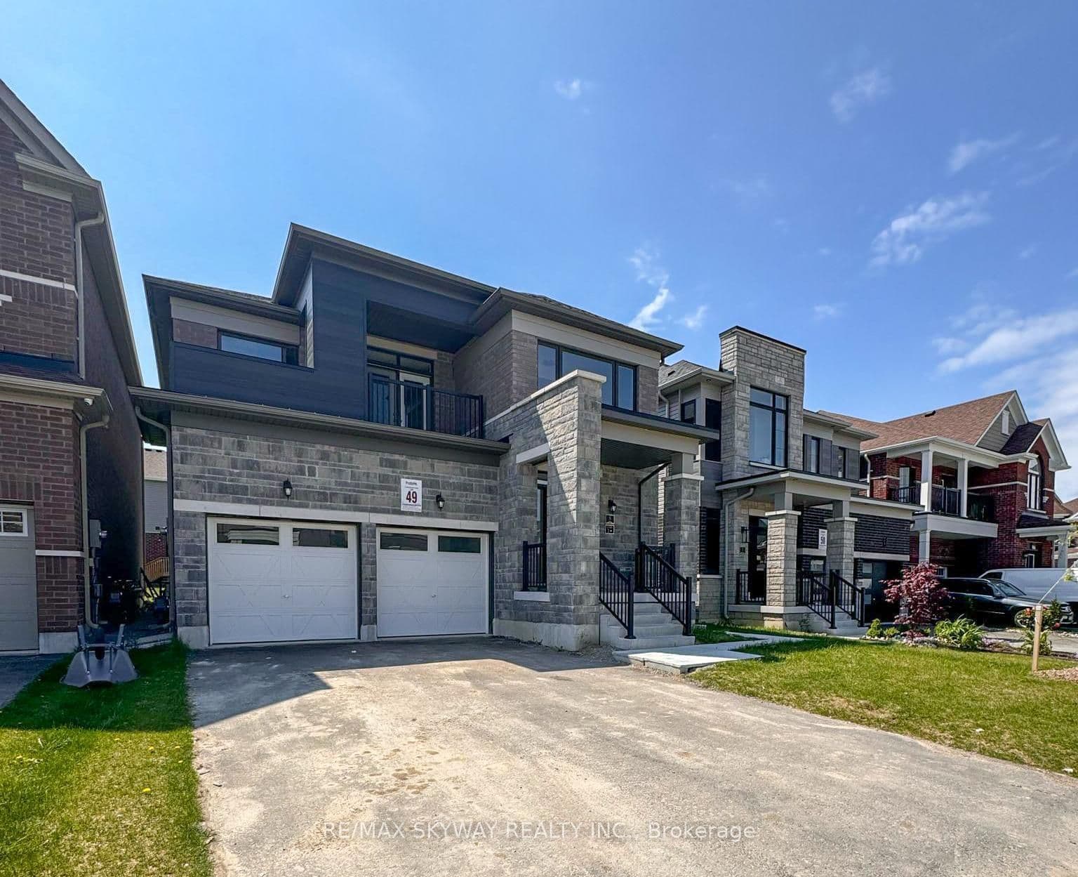 5 Bannister Road A, Barrie, ON L9S 2Z8