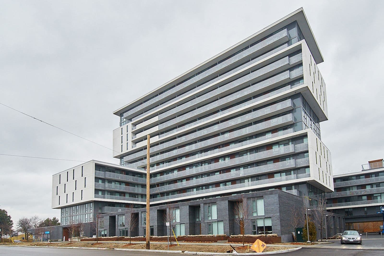 160 Flemington Road 1408, Toronto W04, ON M6A 0A9