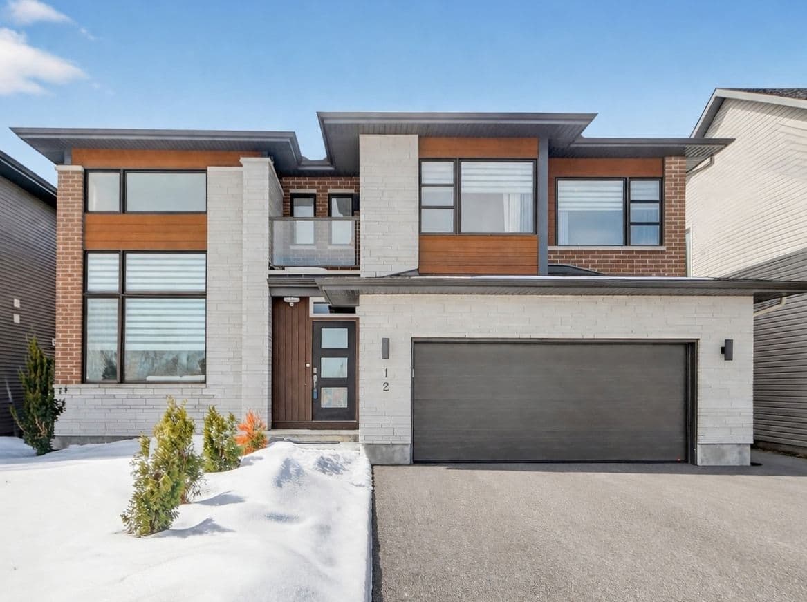 12 Kinetic Way, Barrhaven, ON K2J 0C9