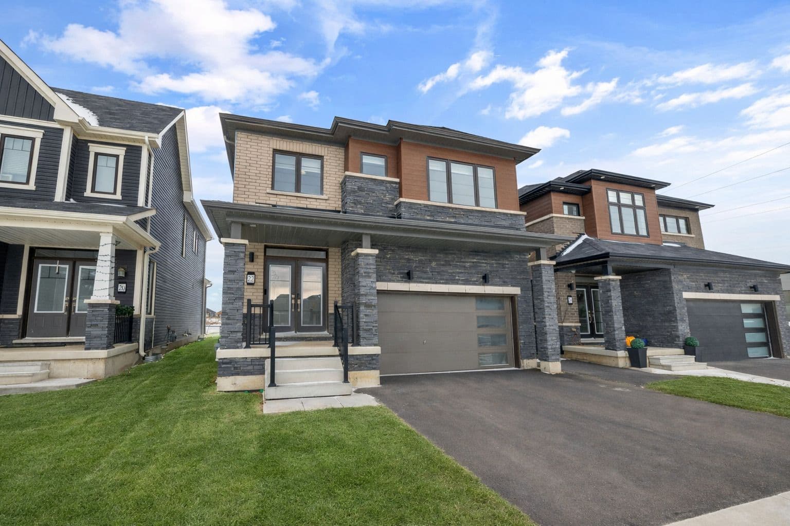 22 Peach Street, Thorold, ON L2E 6S4