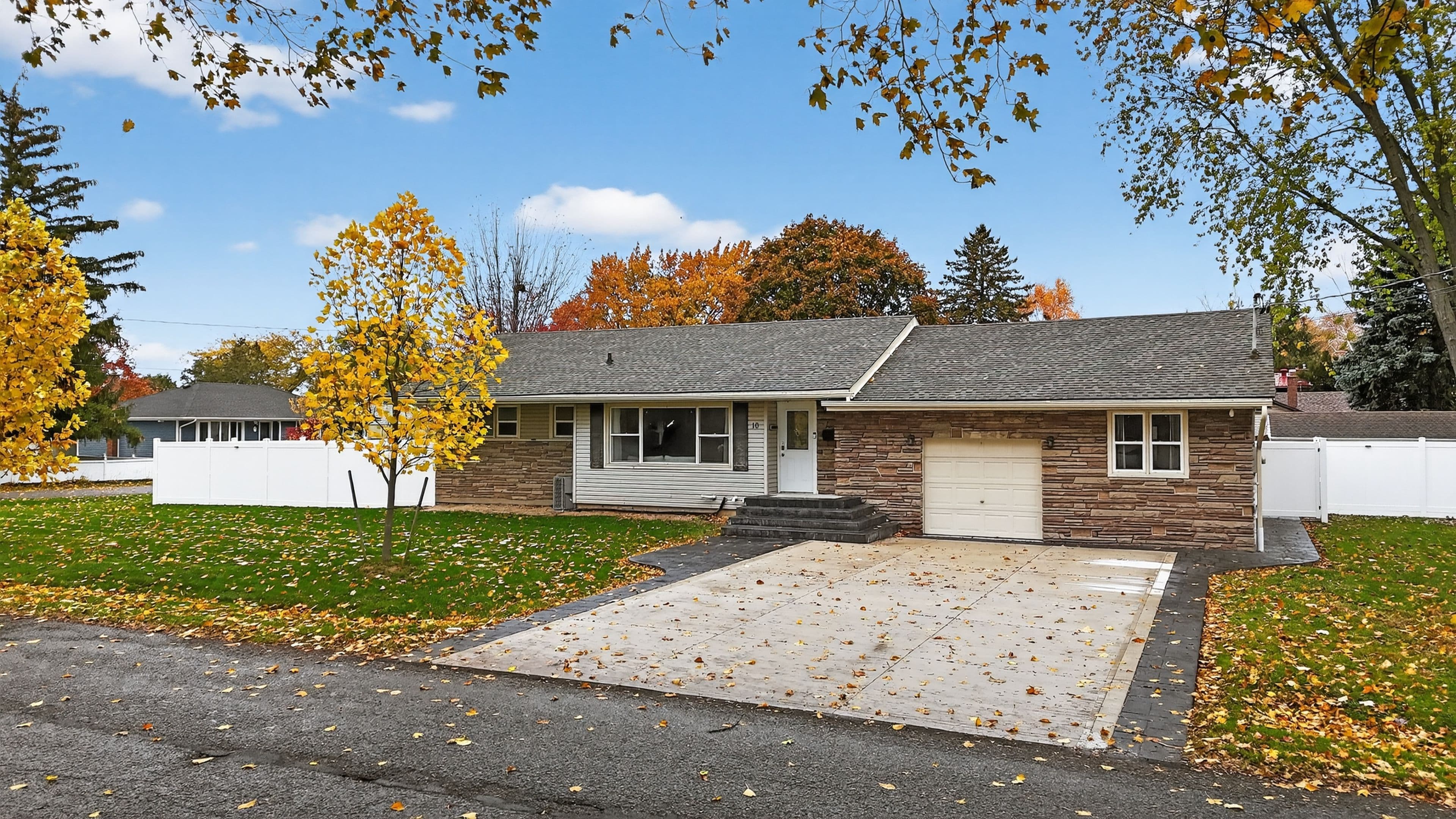 10 Draper Drive, St. Catharines, ON L2N 2Y5