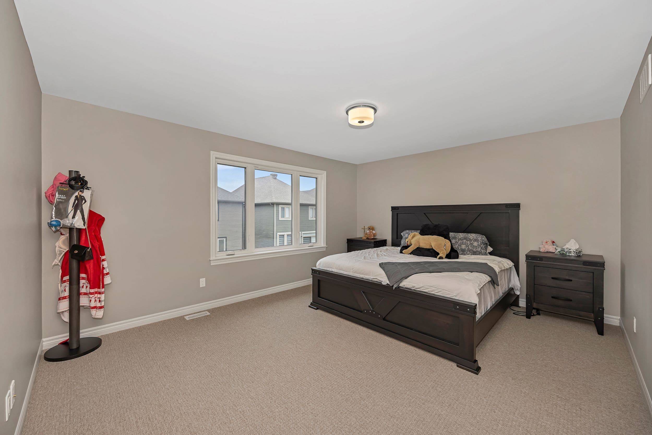 210 Trollius Way, Blossom Park - Airport and Area, ON K1T 0R7