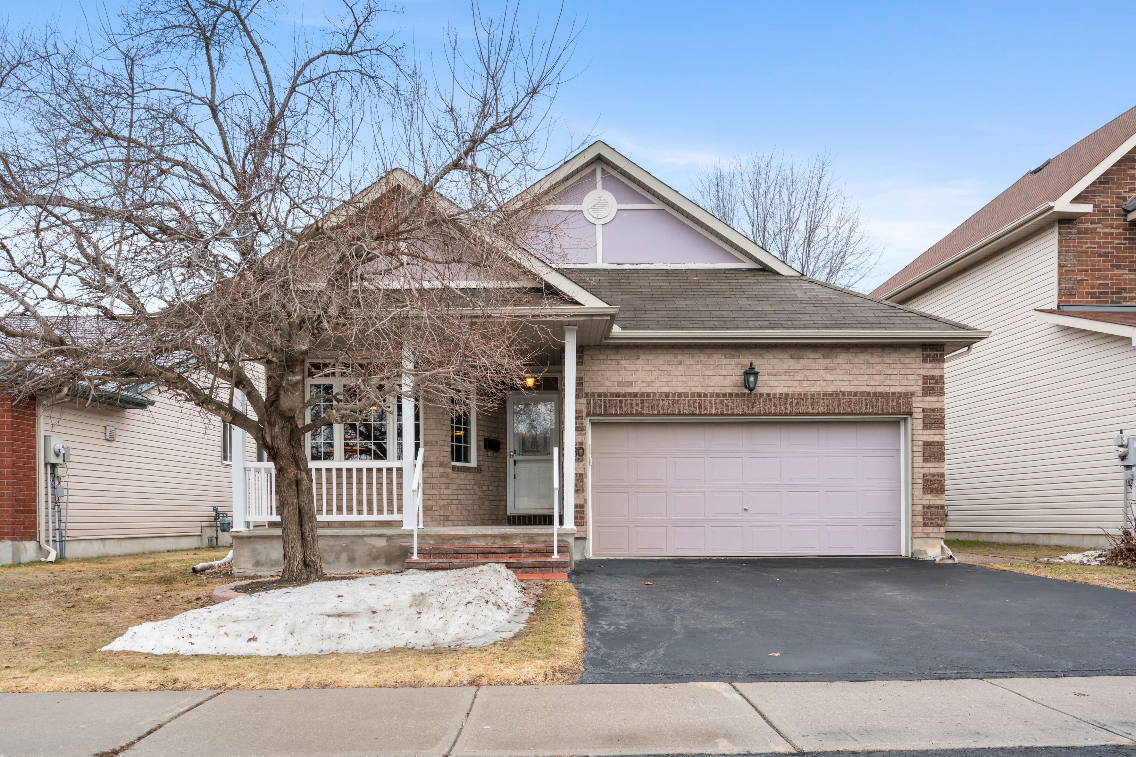 2180 Valin Street, Orleans - Cumberland and Area, ON K4A 5A9