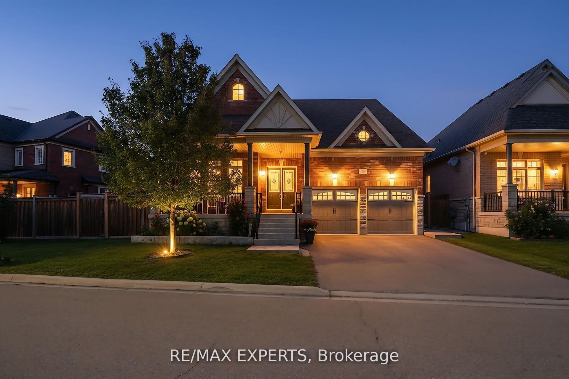 10 Falkland Road, Brampton, ON L6P 4C3