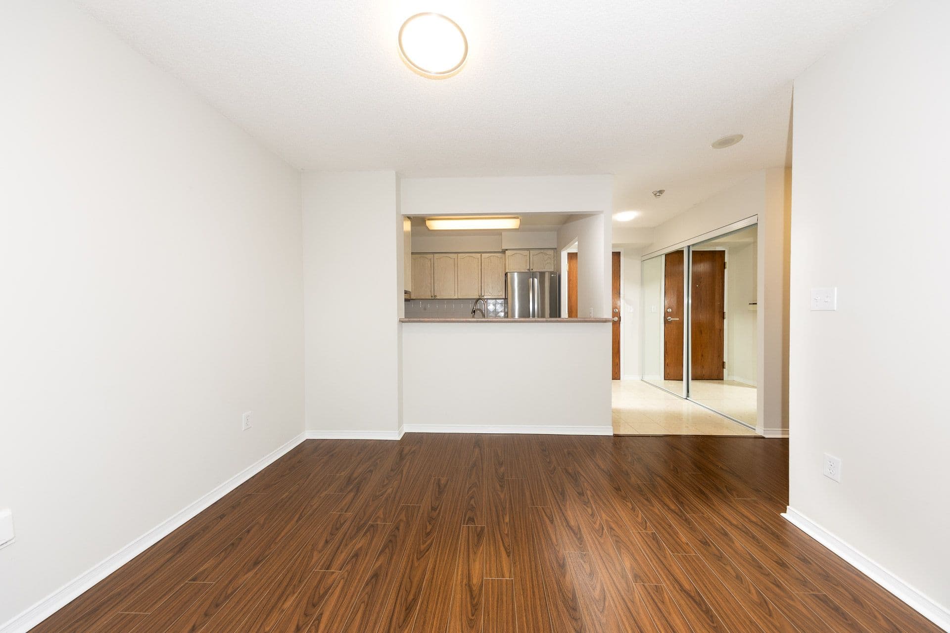 29 Pemberton Avenue 1008, Toronto C14, ON M2M 4L5