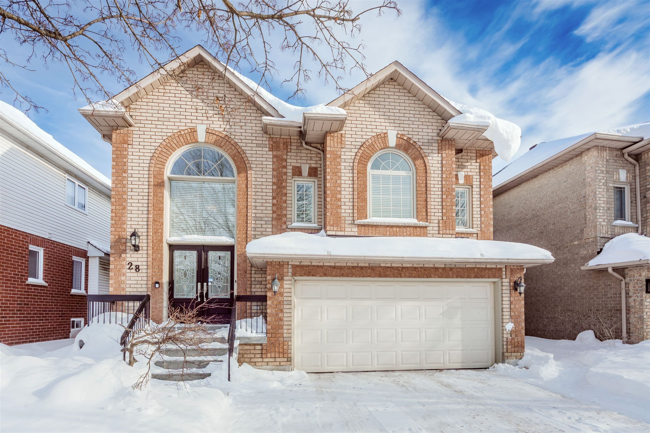 28 Brookhurst Crescent, Hamilton, ON L0R 2H3