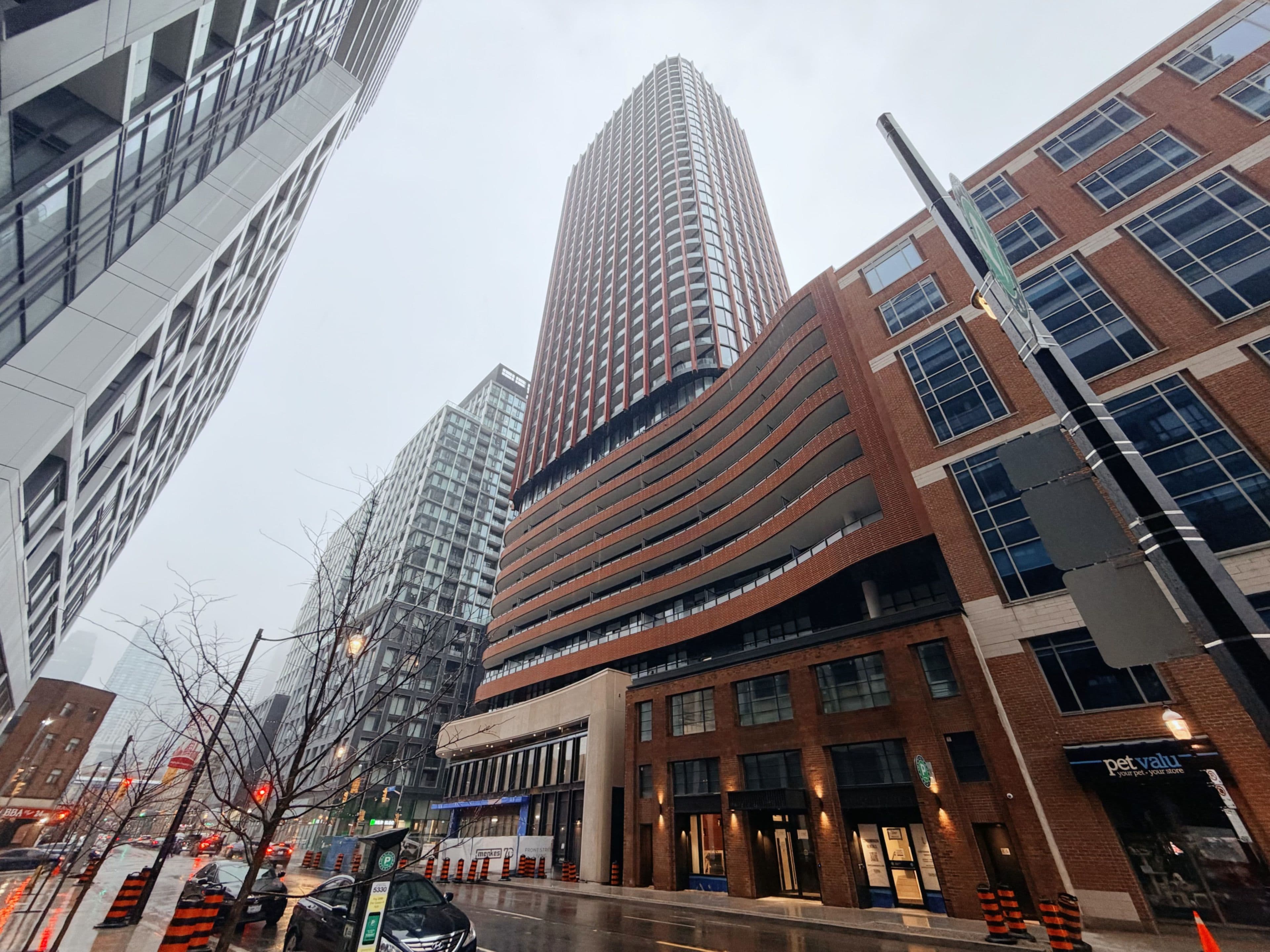 180 FRONT Street E 3315, Toronto C08, ON M5A 0A9