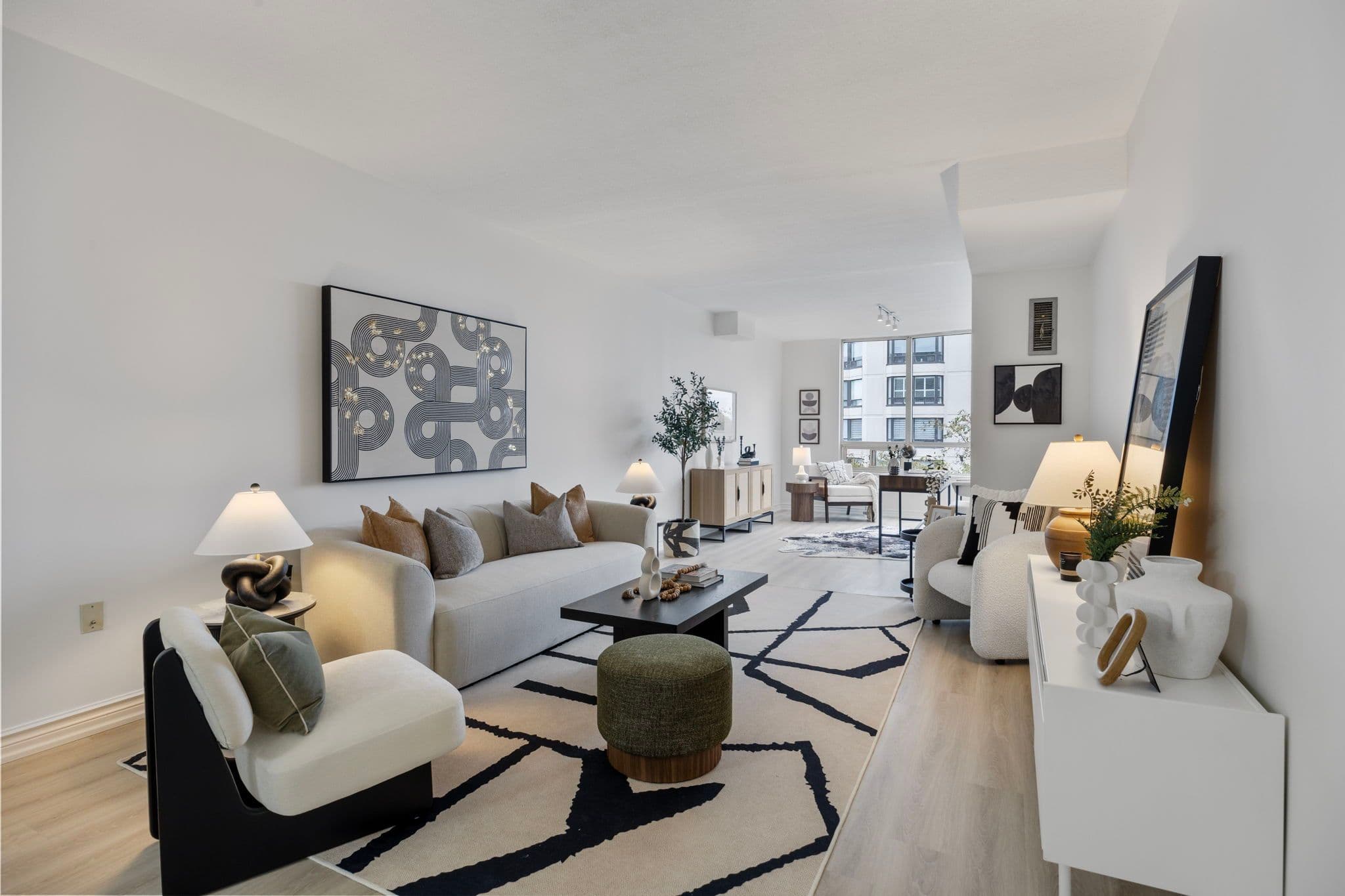 333 Clark Avenue W 316, Vaughan, ON L4J 7K4