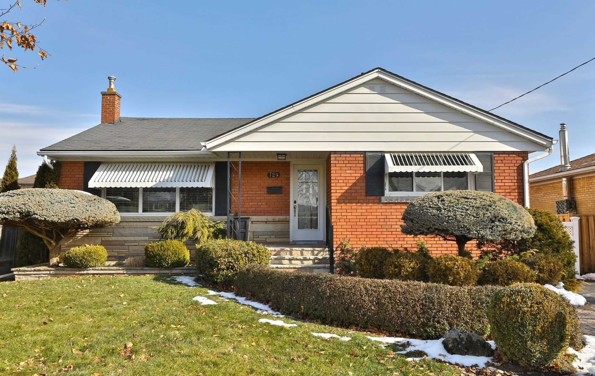 729 Parker Crescent, Burlington, ON L7R 3A4