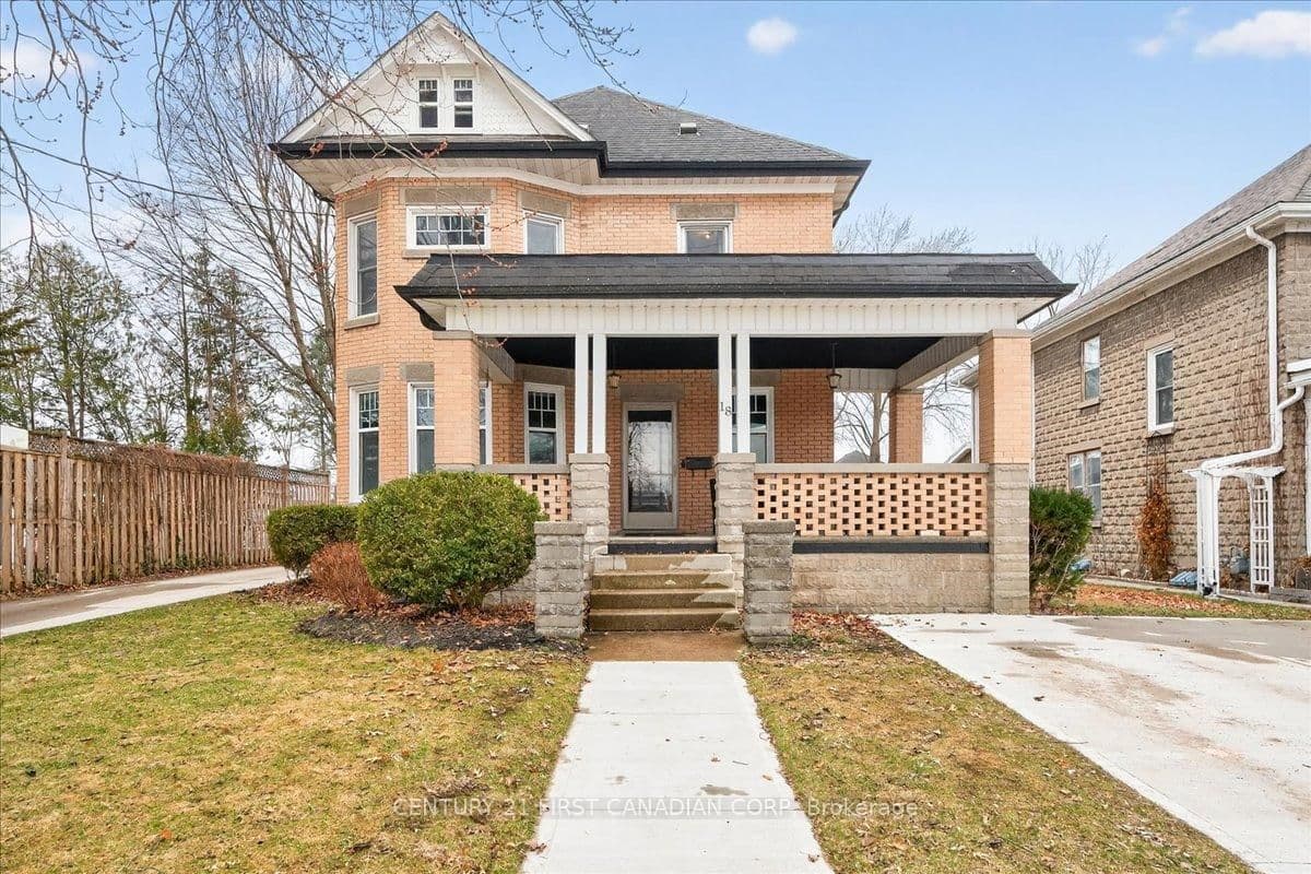 18 Colborne Street, Strathroy-Caradoc, ON N7G 2L9
