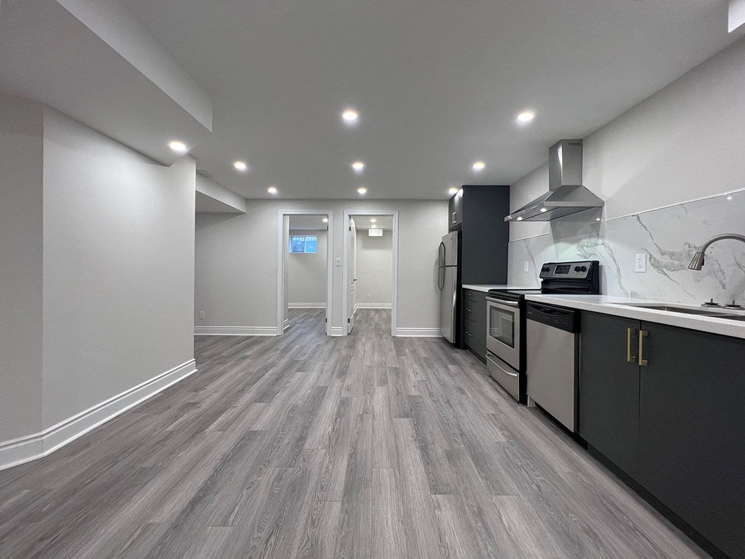 17 Briarfield Avenue Bsmt, East Gwillimbury, ON L9N 0P5