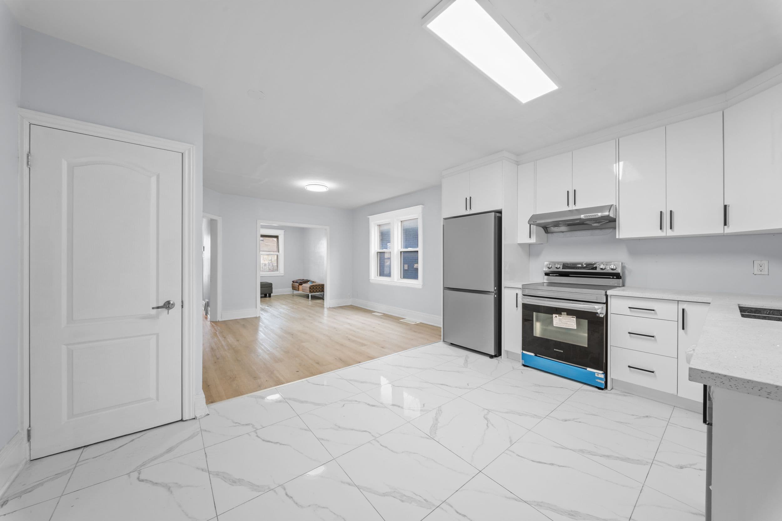 8 Leeds Street, Hamilton, ON L8L 6W8