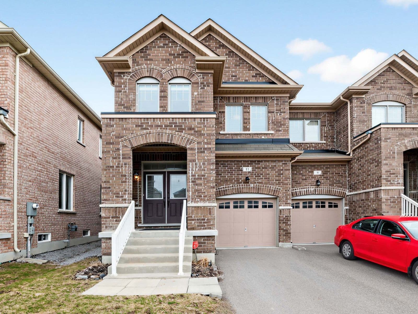 11 Constable Street, Aurora, ON L4G 1B7