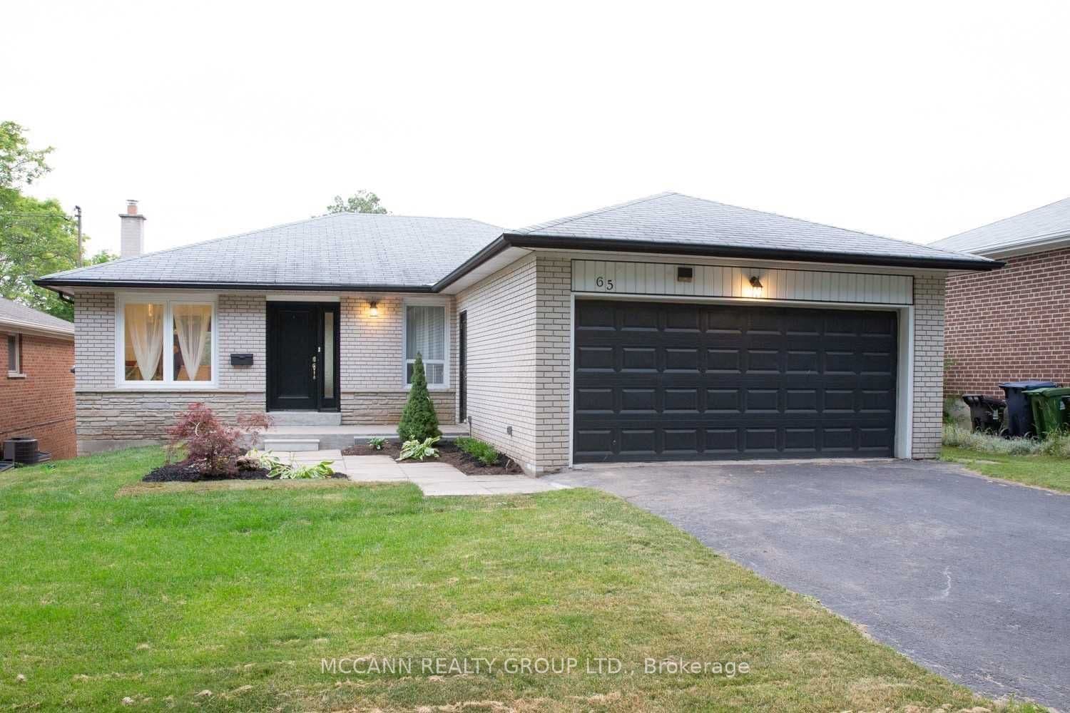 65 Bellbury Crescent, Toronto C15, ON M2J 2J9