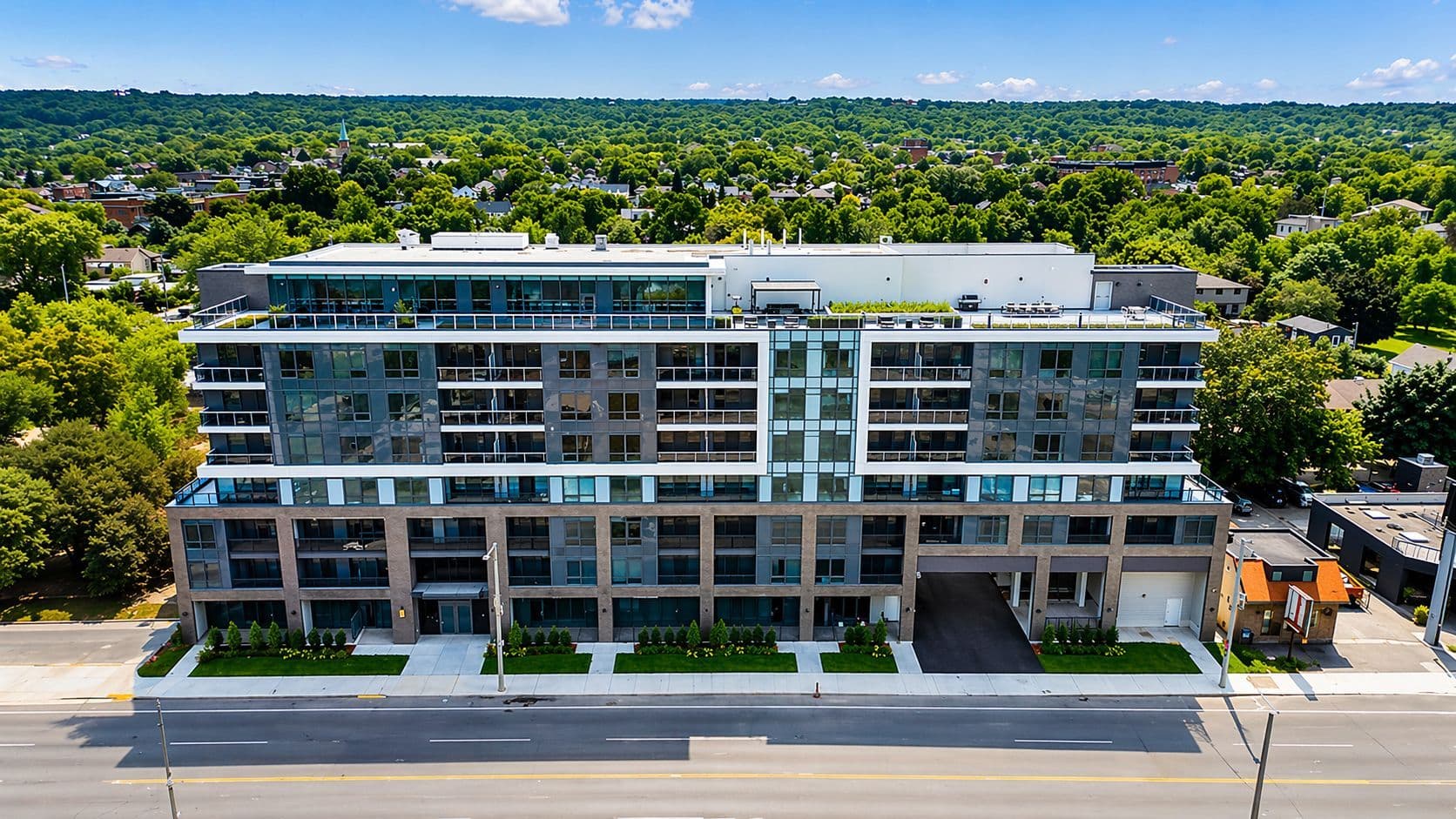 415 Main Street W 708, Hamilton, ON L8P 0C9