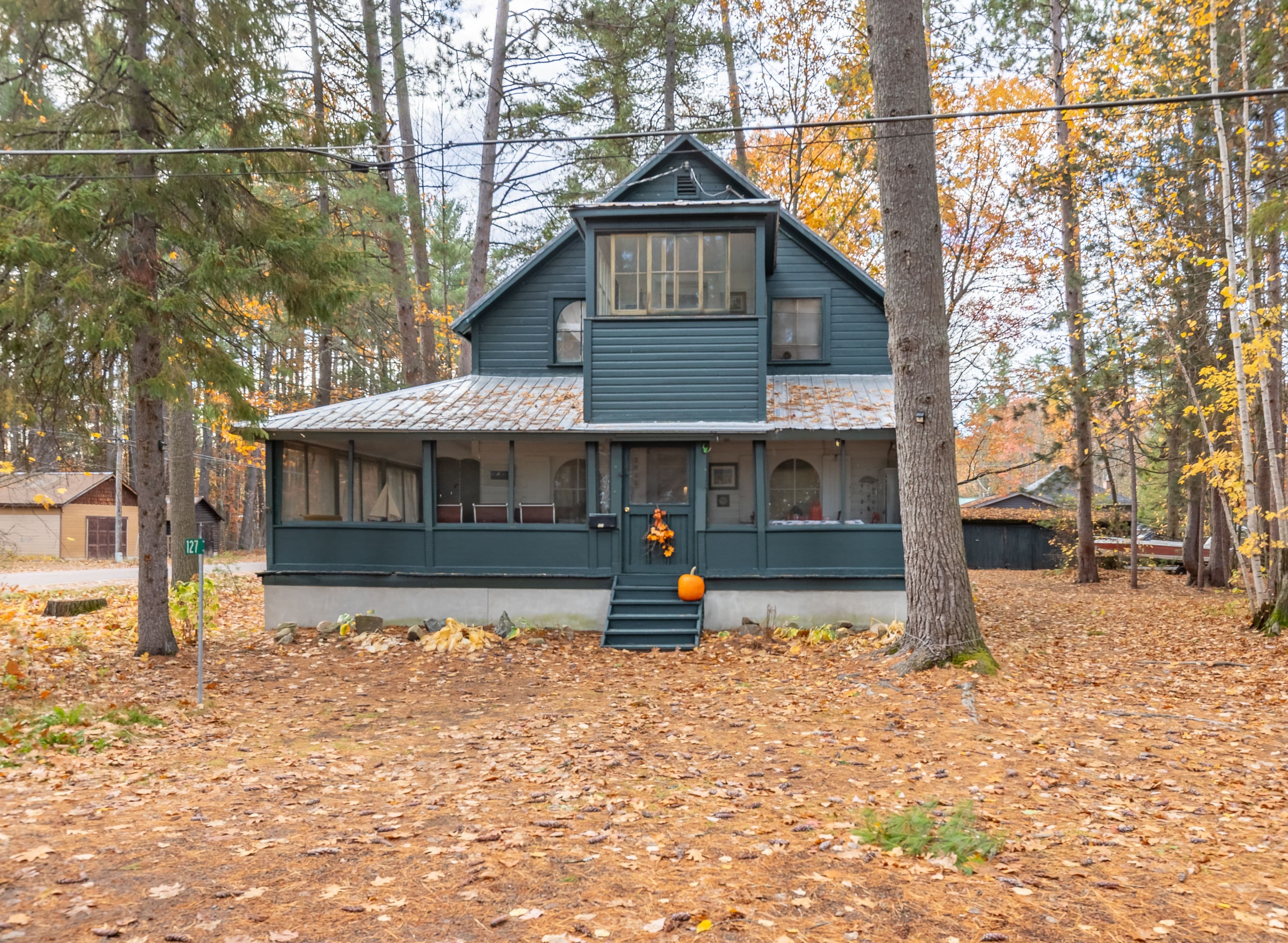 127 Alexandra Street, Petawawa, ON K8H 2R2