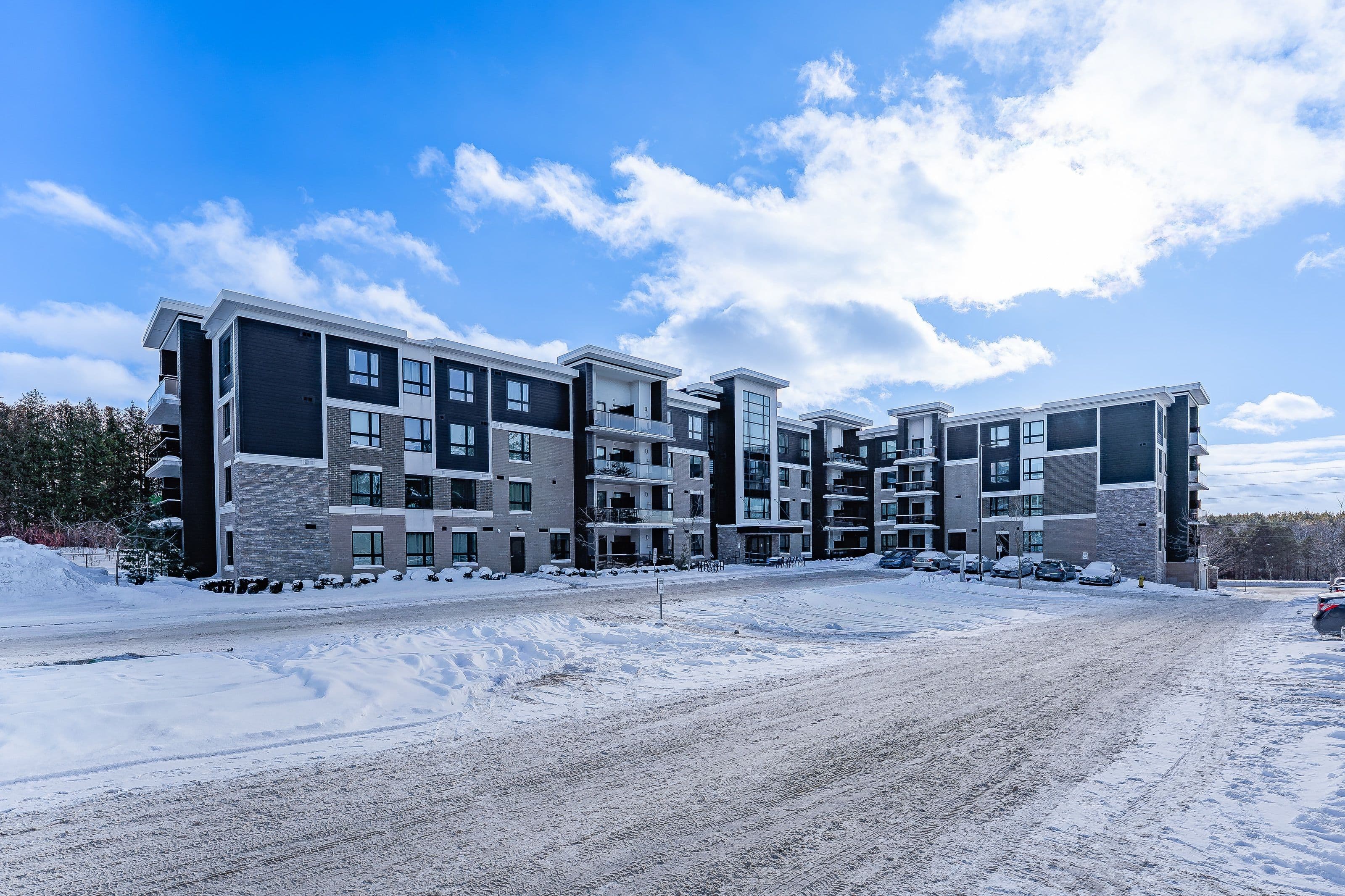 1280 Gordon Street 305, Guelph, ON N1L 0N6