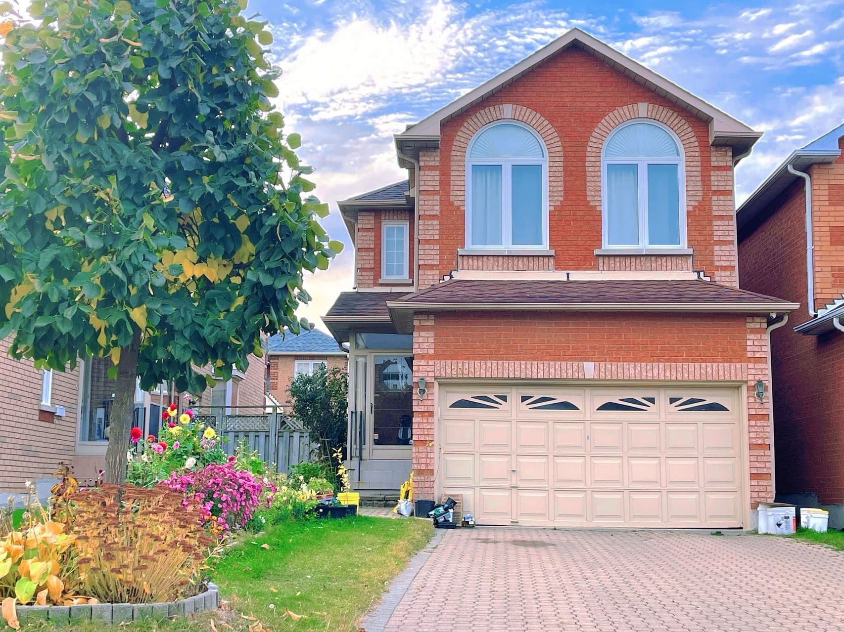 200 Milliken Meadows Drive, Markham, ON L3R 0V9